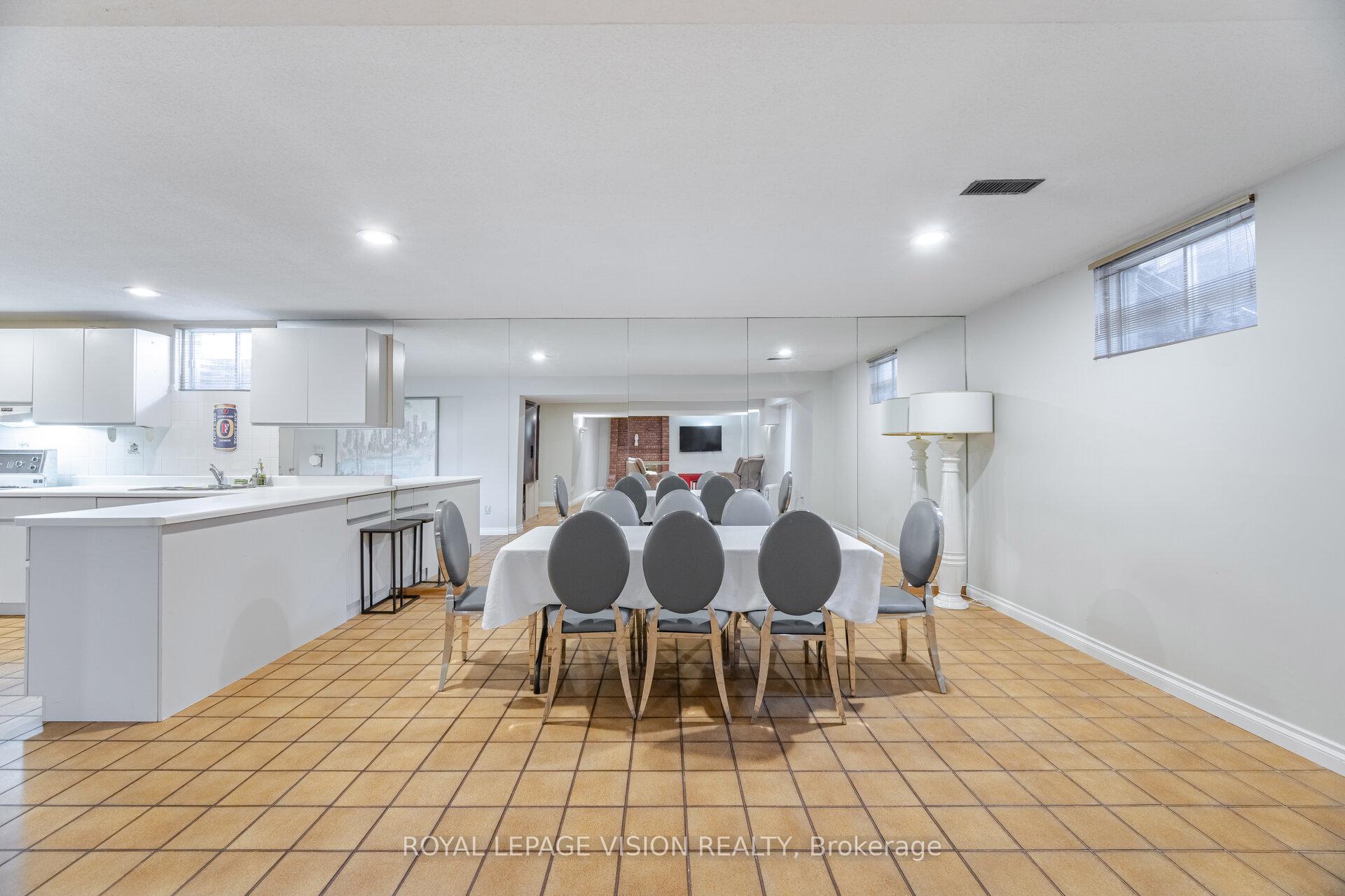 Photo 33 of 282 Firglen Ridge, Vaughan, Islington Woods — HOMEH