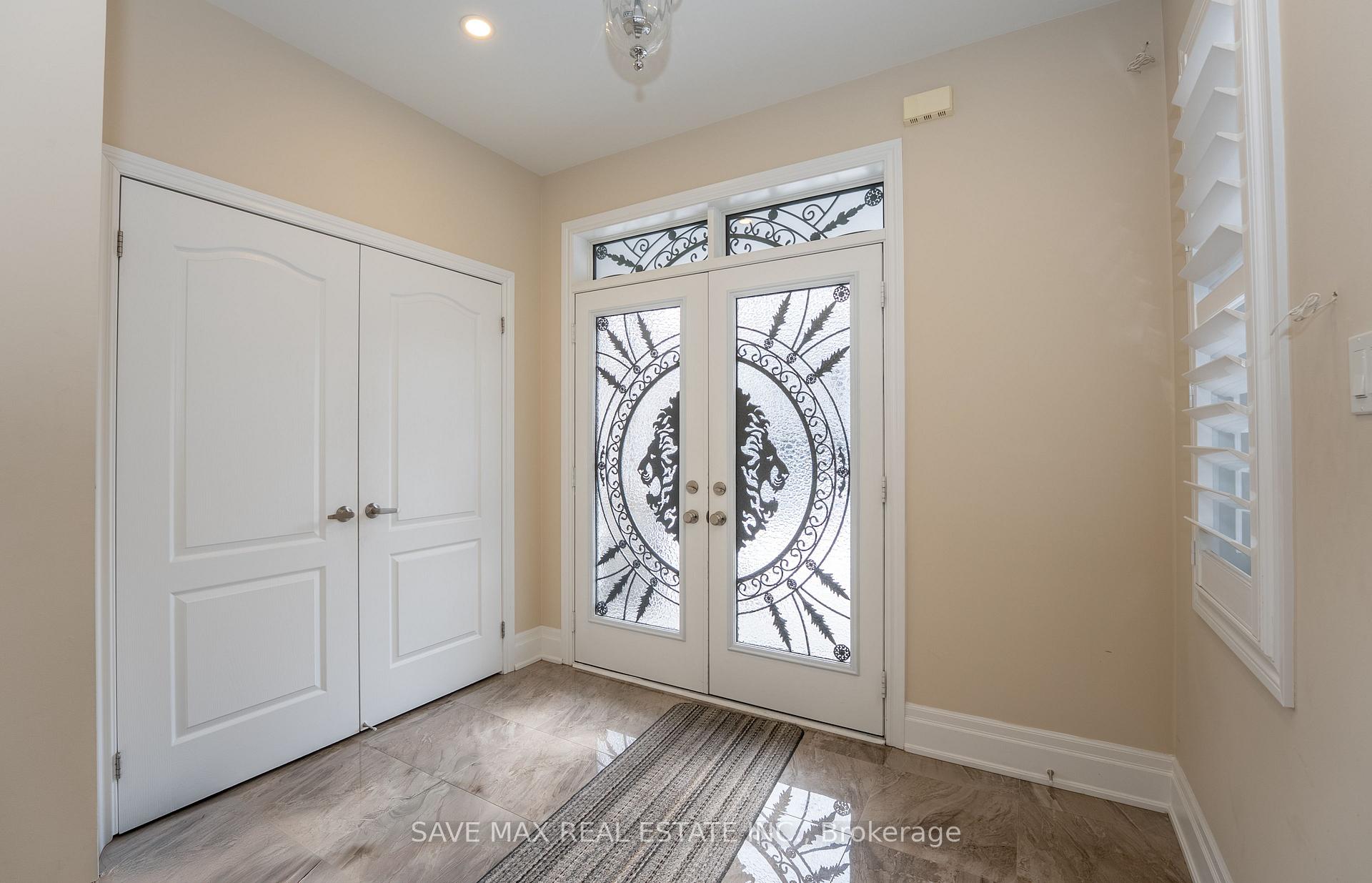 Photo 6 of 36 Roulette Crescent, Brampton, Northwest Brampton — HOMEH