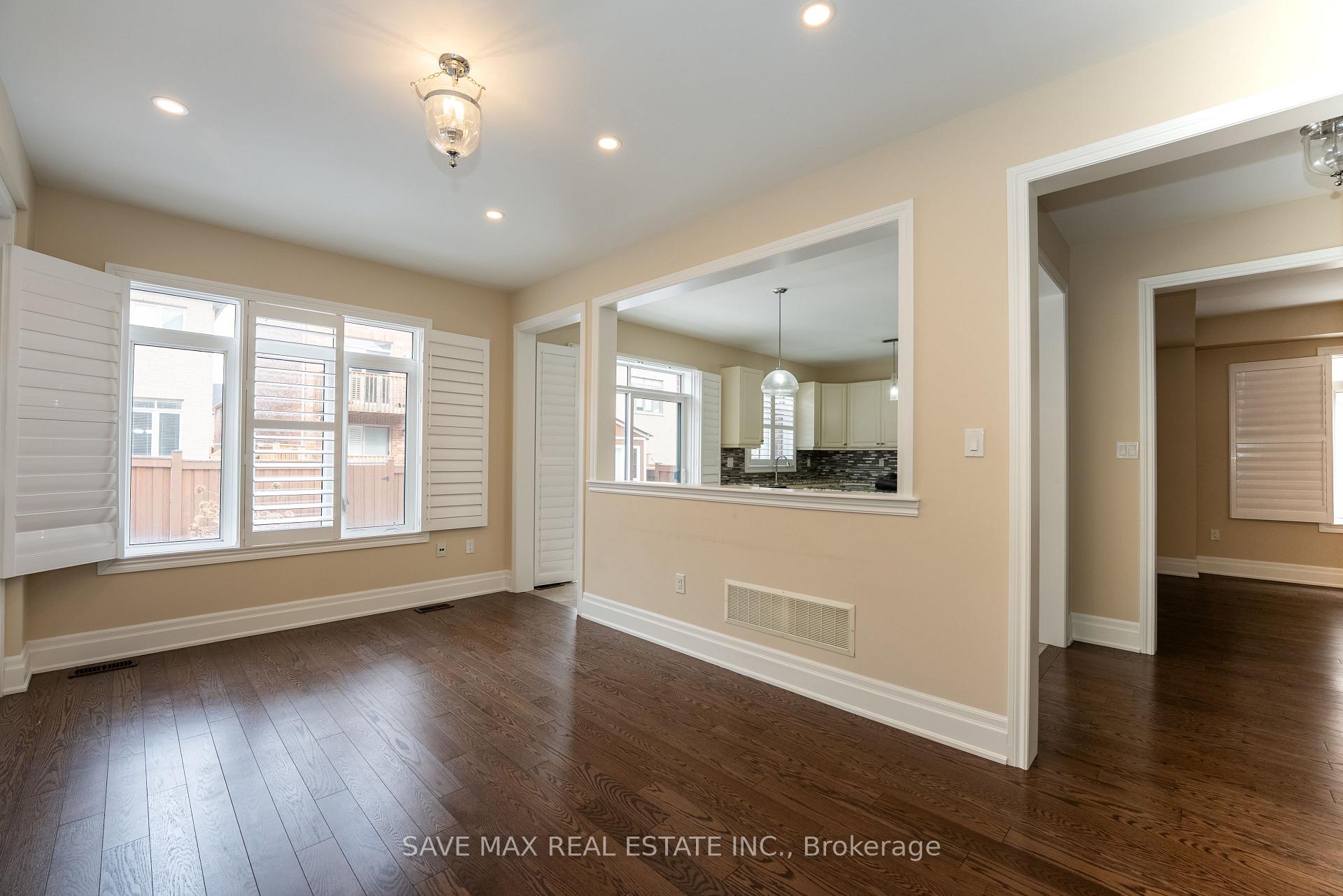 Photo 9 of 36 Roulette Crescent, Brampton, Northwest Brampton — HOMEH