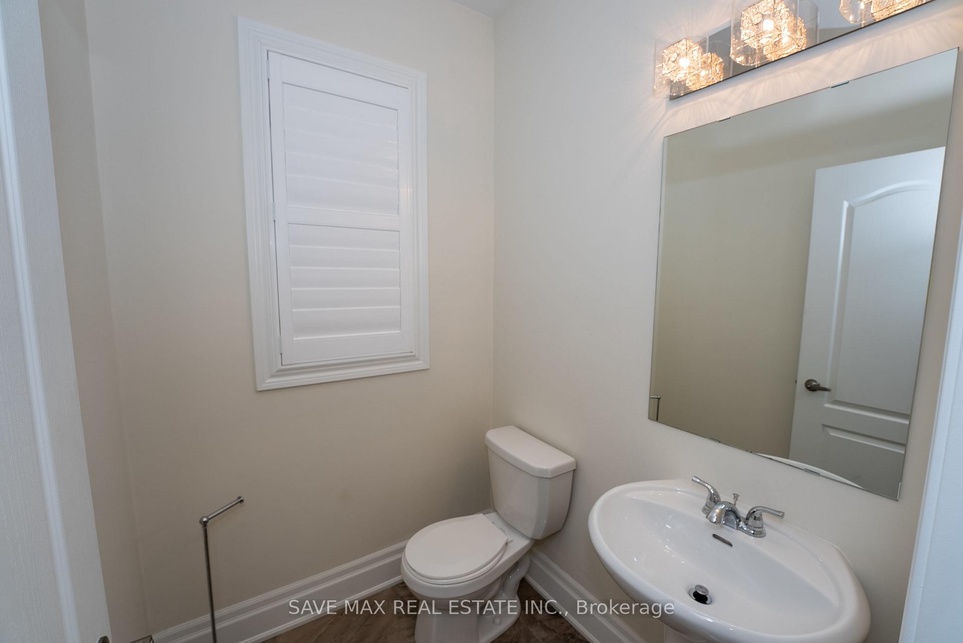 Photo 13 of 36 Roulette Crescent, Brampton, Northwest Brampton — HOMEH