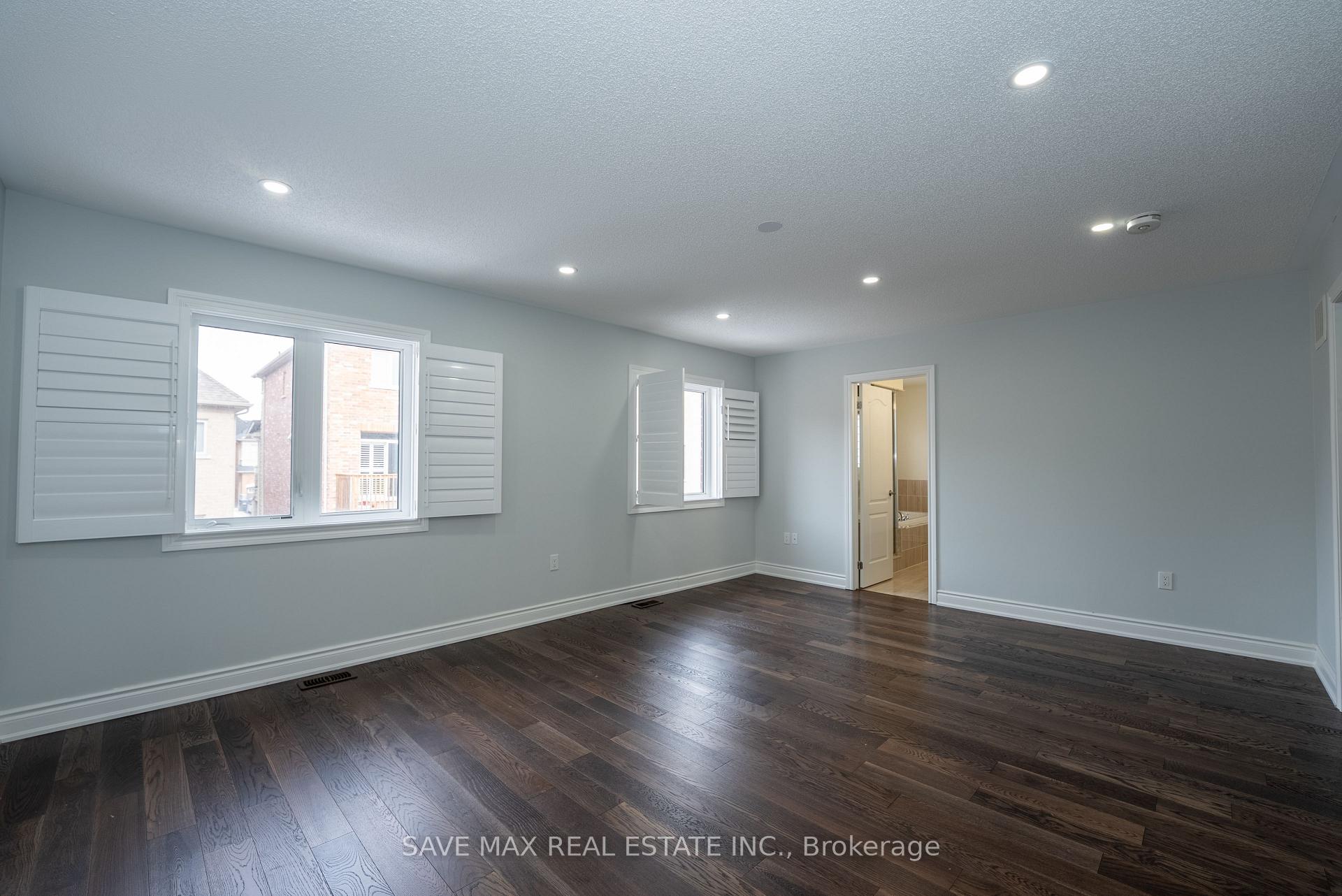 Photo 19 of 36 Roulette Crescent, Brampton, Northwest Brampton — HOMEH
