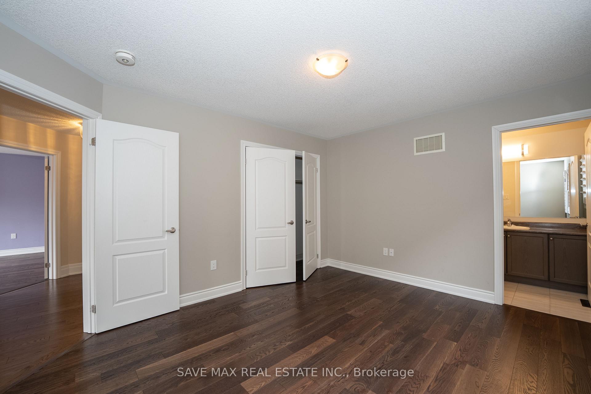 Photo 33 of 36 Roulette Crescent, Brampton, Northwest Brampton — HOMEH