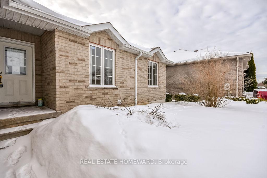 Photo 2 of Unit Main, 115 Sproule Drive, Barrie, Edgehill Drive — HOMEH