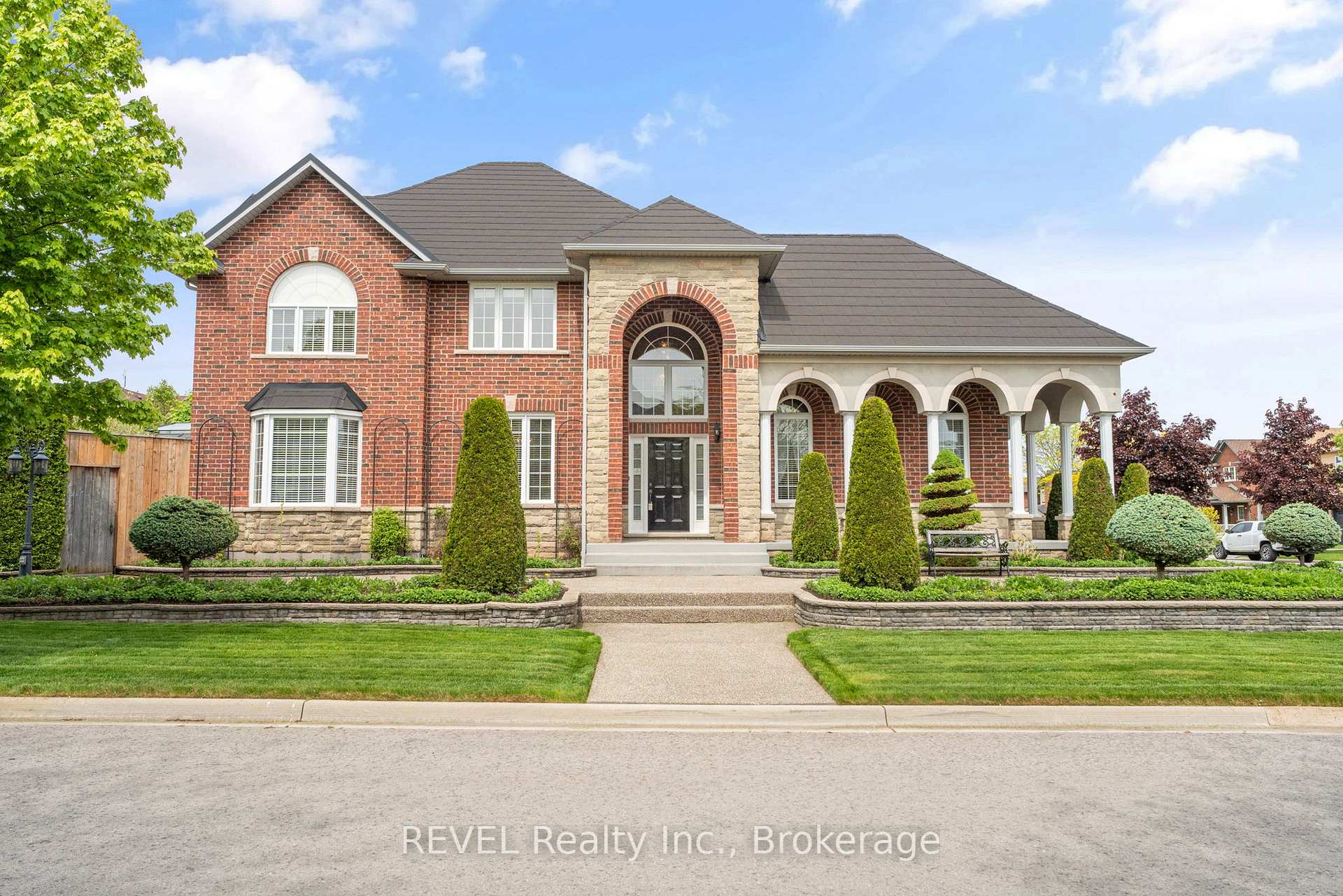 Front of 42 Vinifera Drive