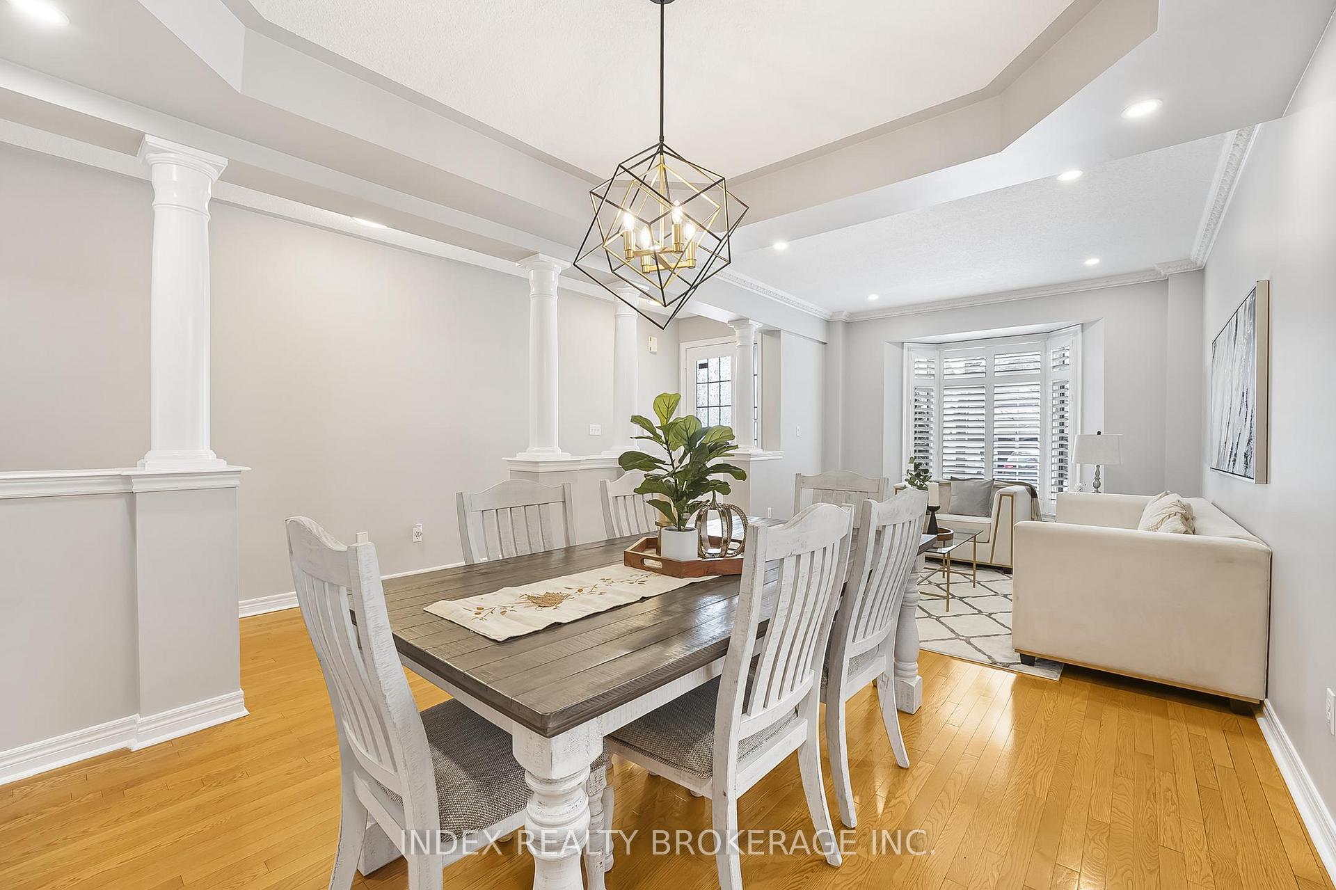 Photo 5 of 33 Timberwolf Road, Brampton, Bram East — HOMEH
