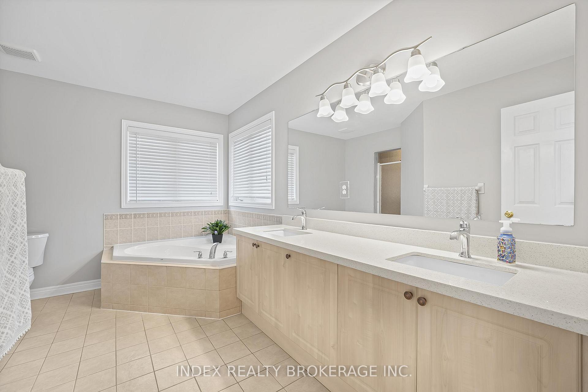 Photo 18 of 33 Timberwolf Road, Brampton, Bram East — HOMEH
