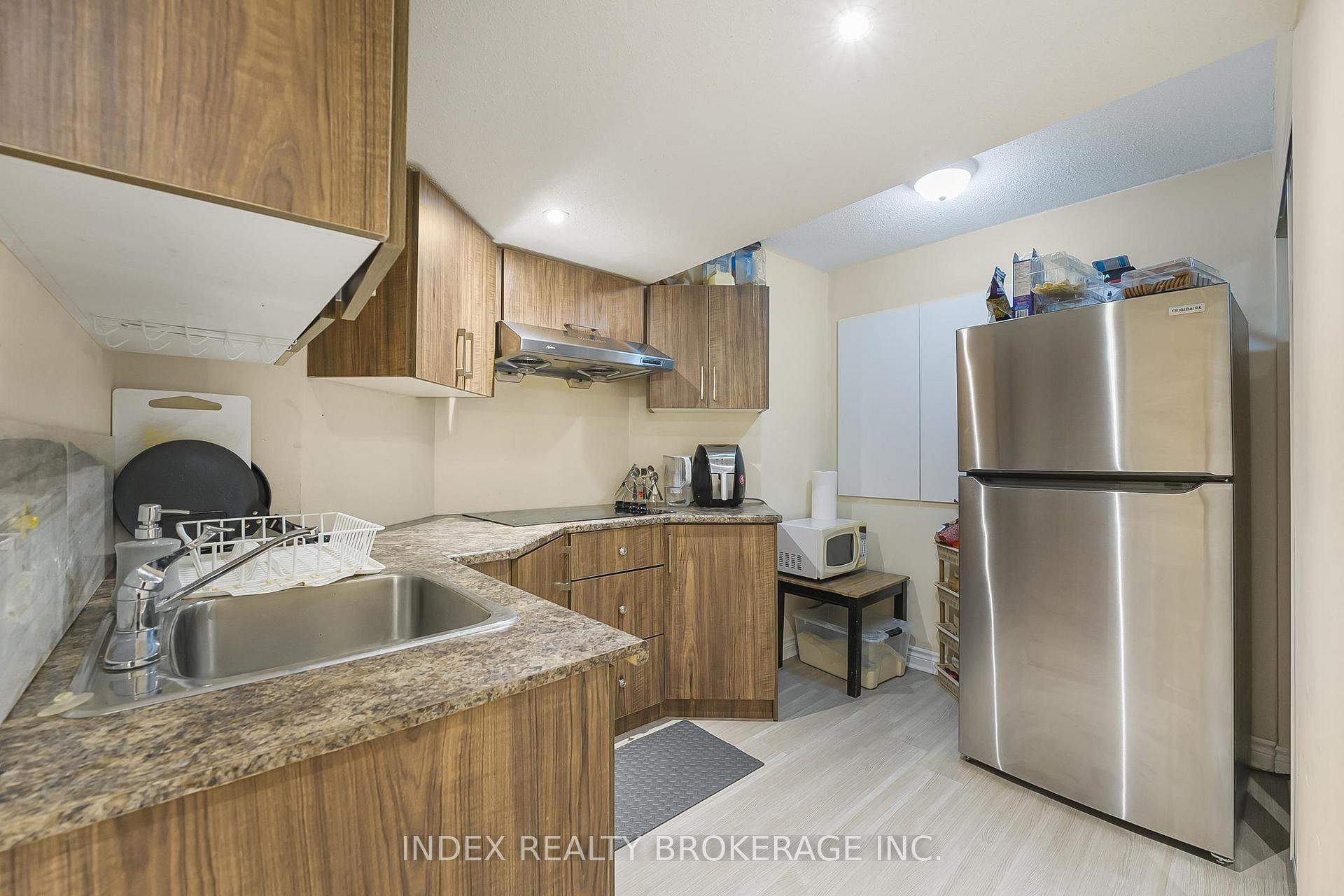 Photo 40 of 33 Timberwolf Road, Brampton, Bram East — HOMEH