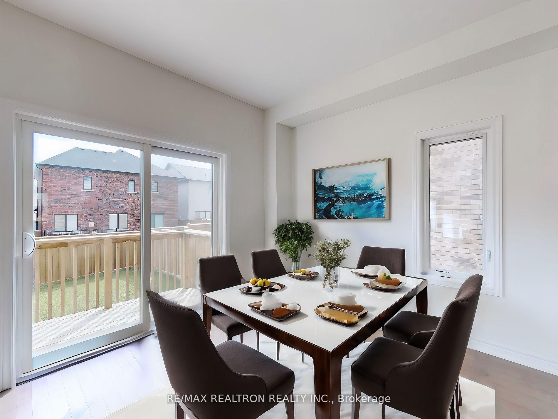 Photo 9 of 5 Pietrowski Drive, Georgina, Keswick North — HOMEH