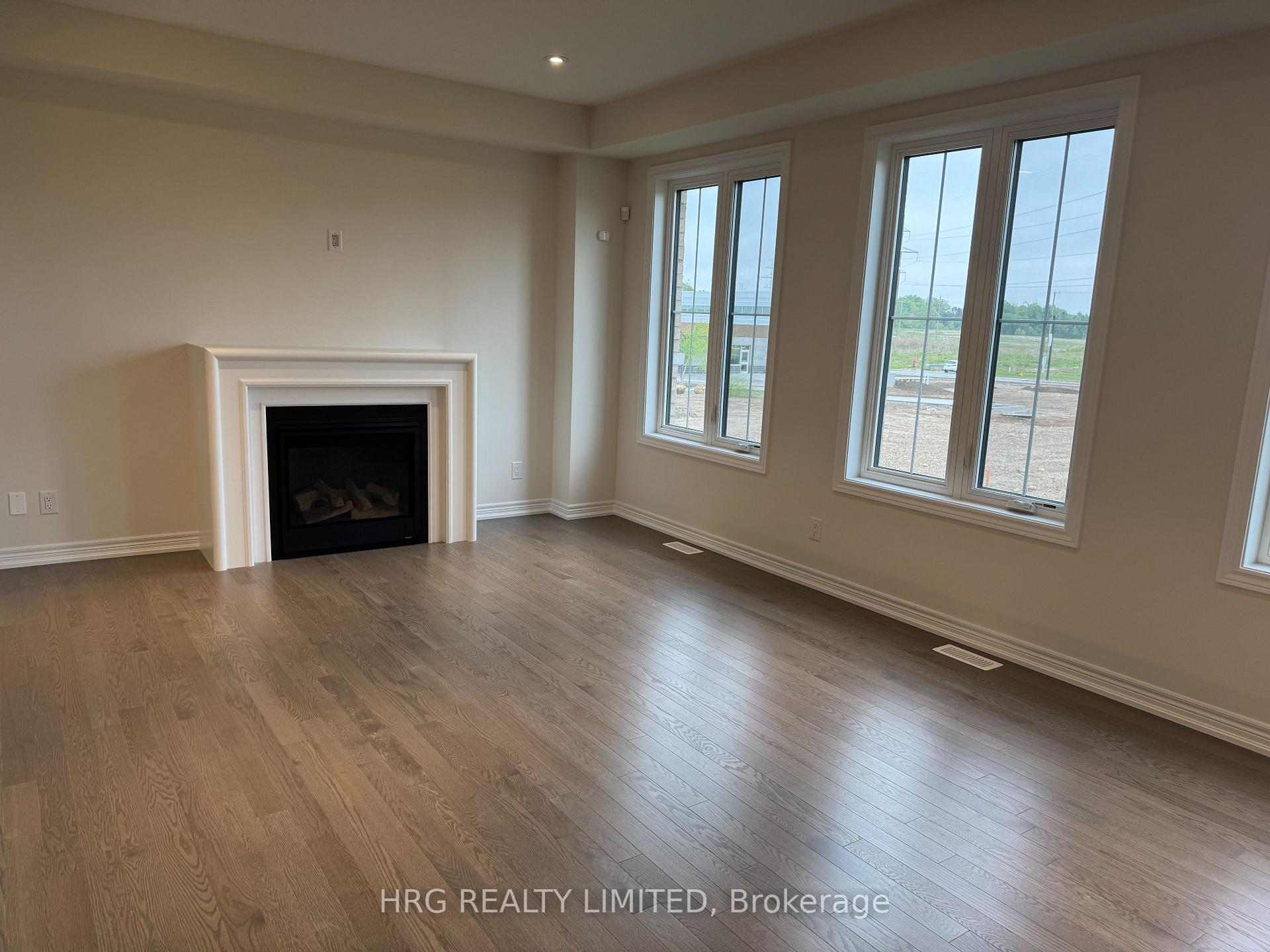 Photo 6 of 46 Guernsey Drive W, Kitchener — HOMEH