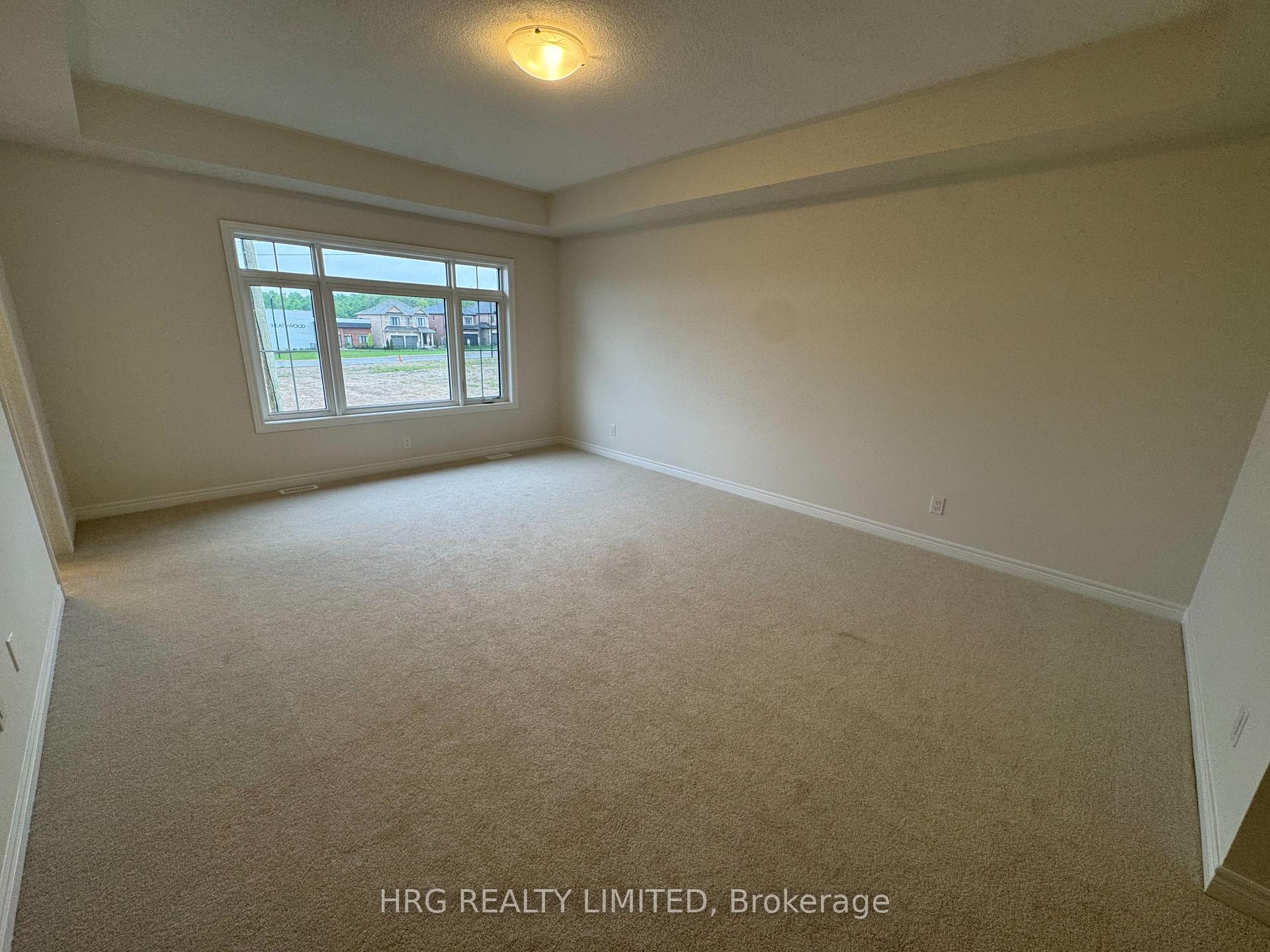 Photo 13 of 46 Guernsey Drive W, Kitchener — HOMEH