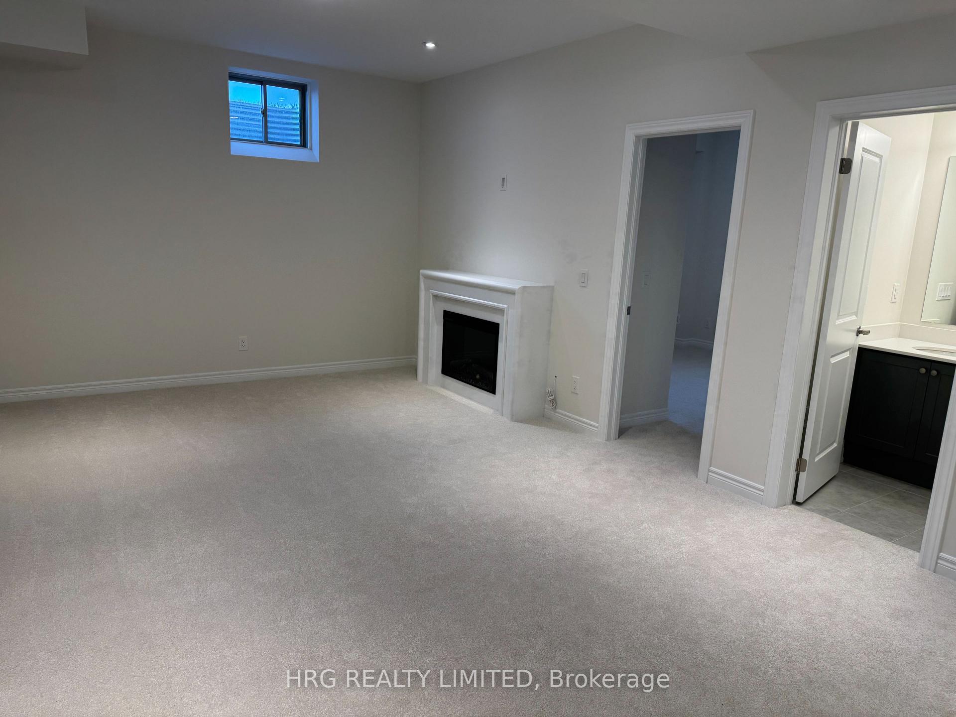 Photo 11 of 46 Guernsey Drive W, Kitchener — HOMEH