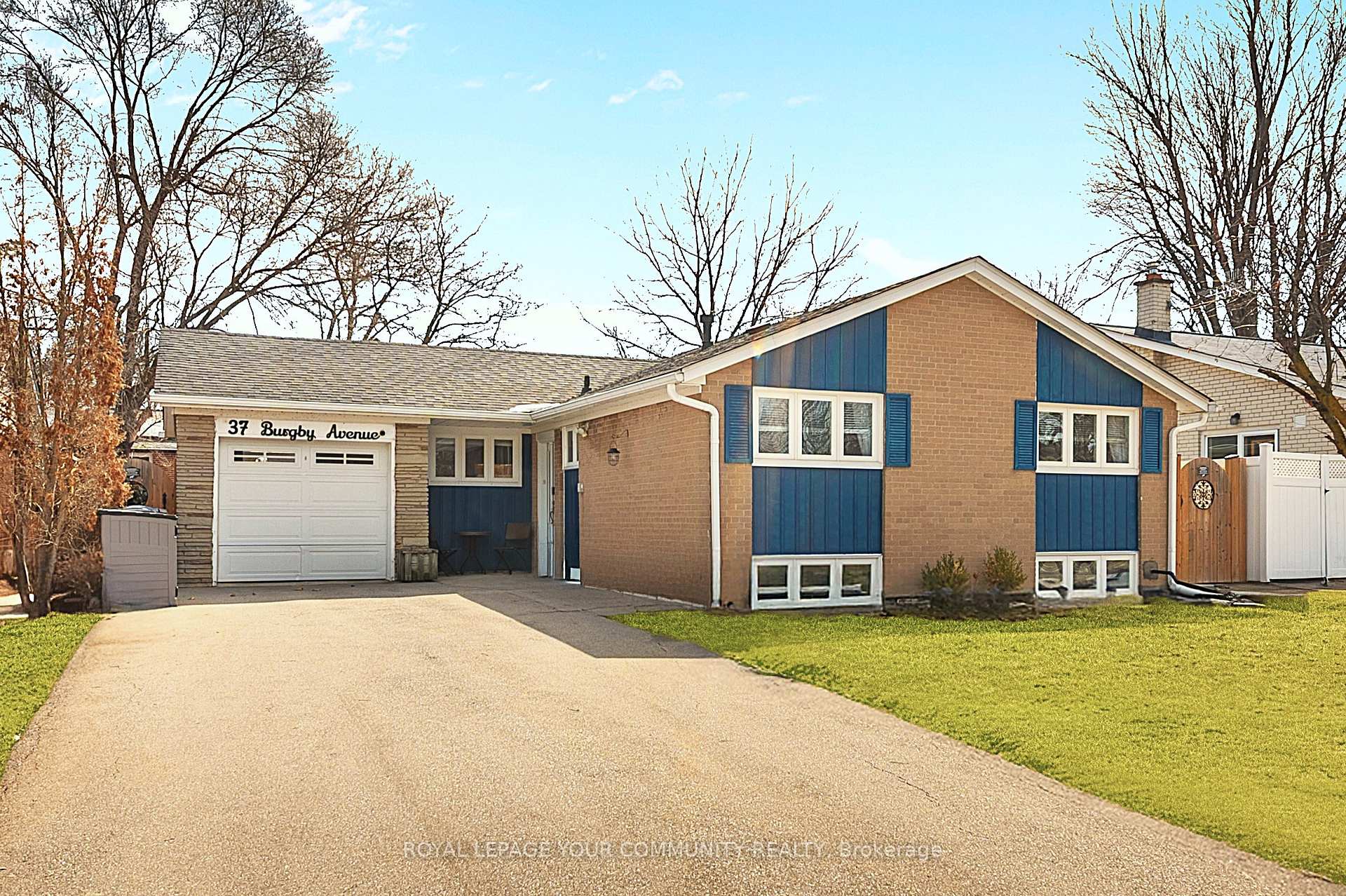 Photo 1 of 37 Burgby Avenue, Brampton, Northwood Park — HOMEH