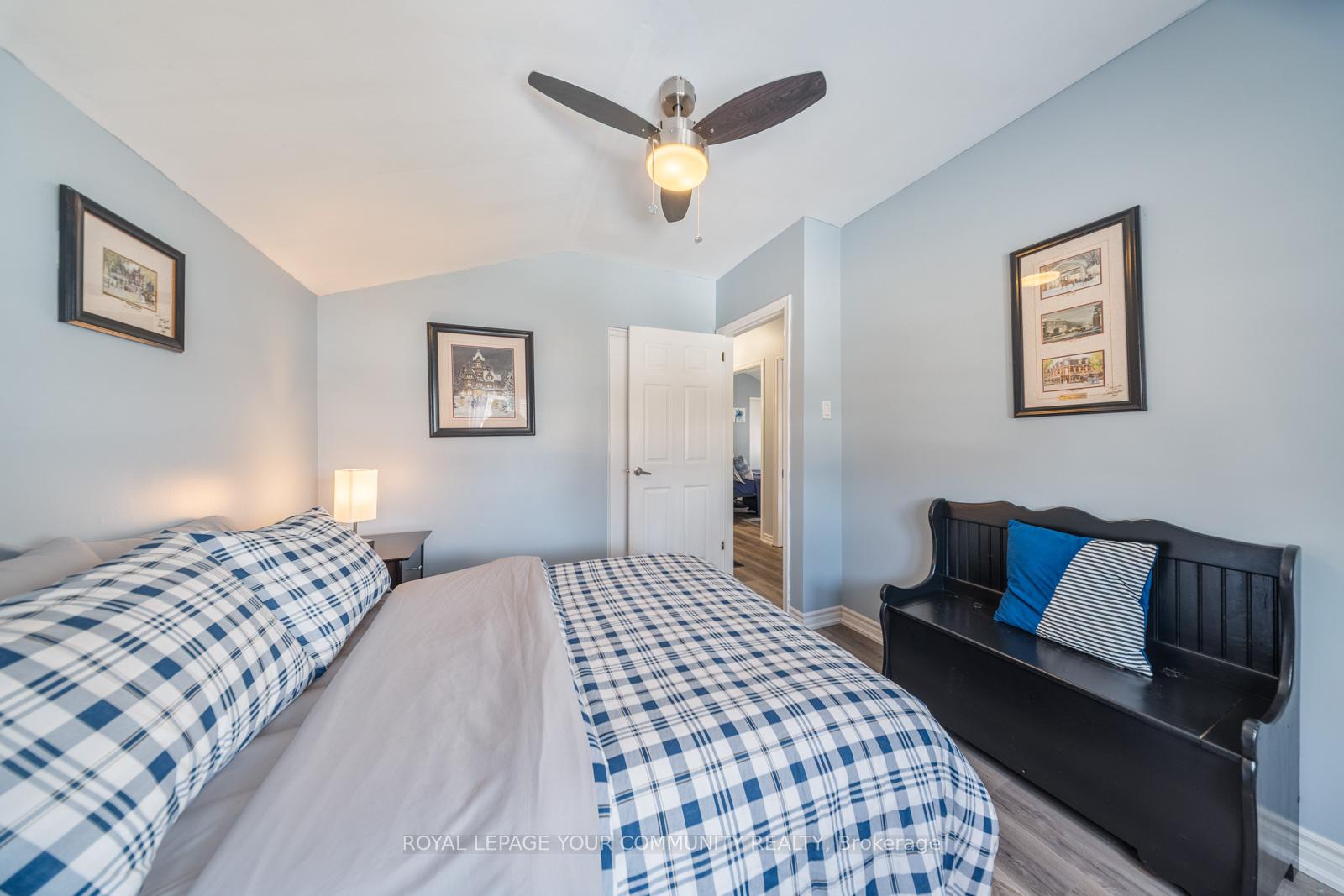 Photo 23 of 37 Burgby Avenue, Brampton, Northwood Park — HOMEH