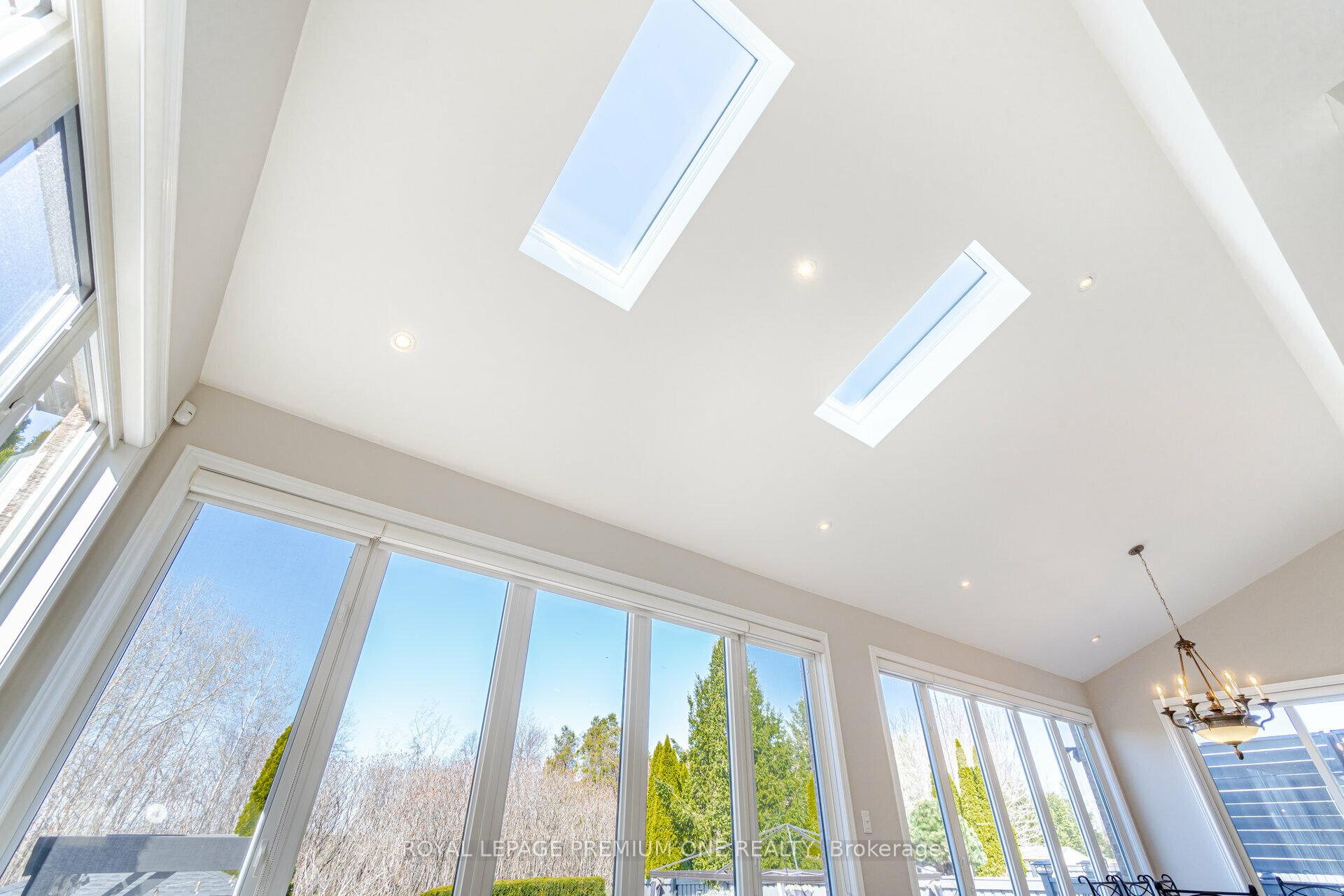Photo 13 of 60 Julia Valentina Avenue, Vaughan, Sonoma Heights — HOMEH