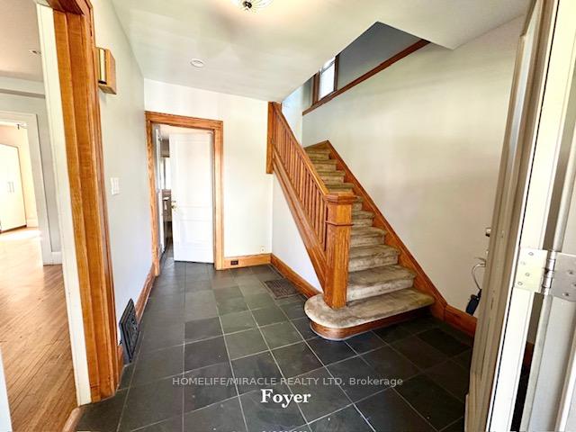 Photo 6 of 1037 Bruce Avenue, Windsor — HOMEH