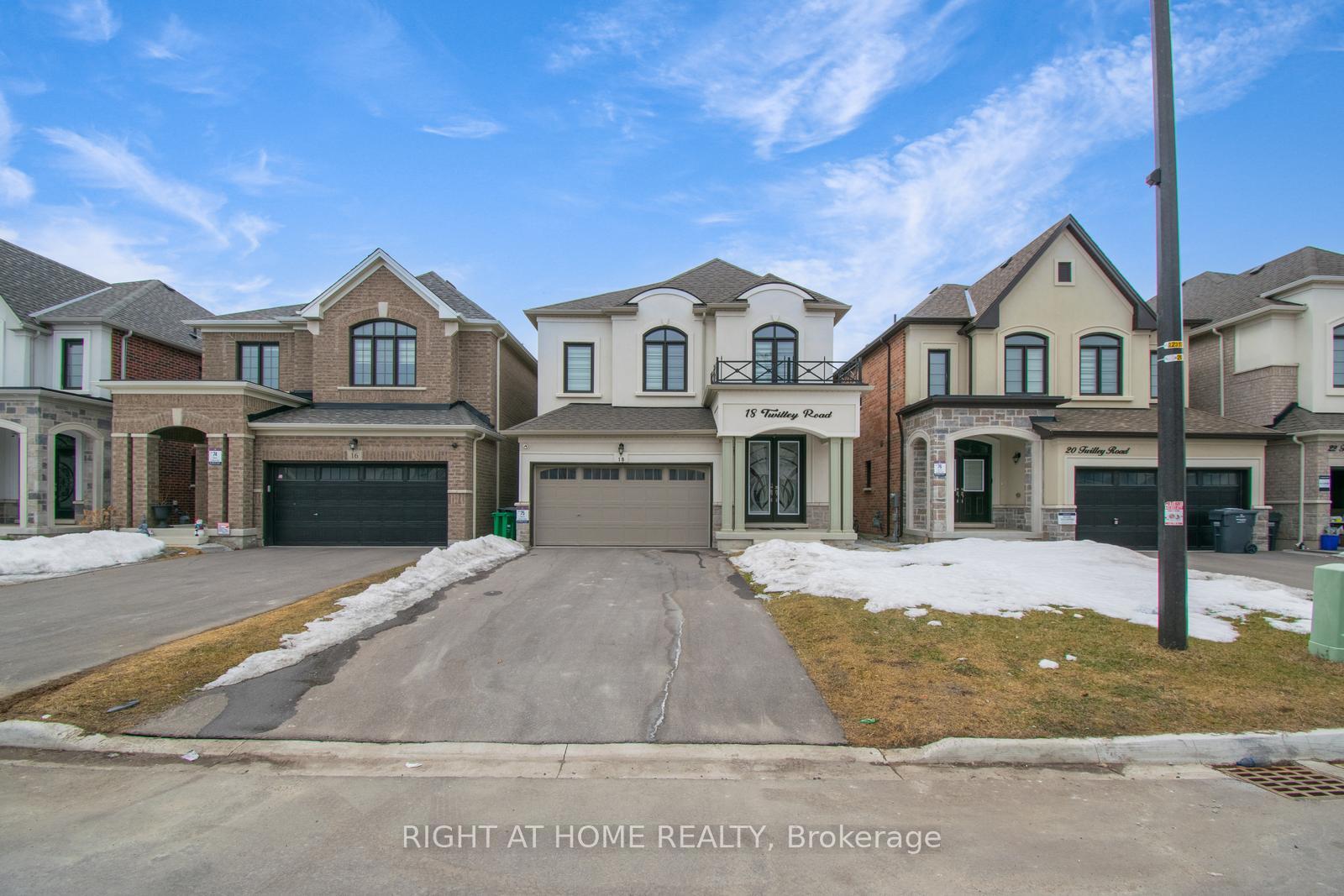 Photo 2 of 18 Twilley Road, Brampton, Brampton West — HOMEH