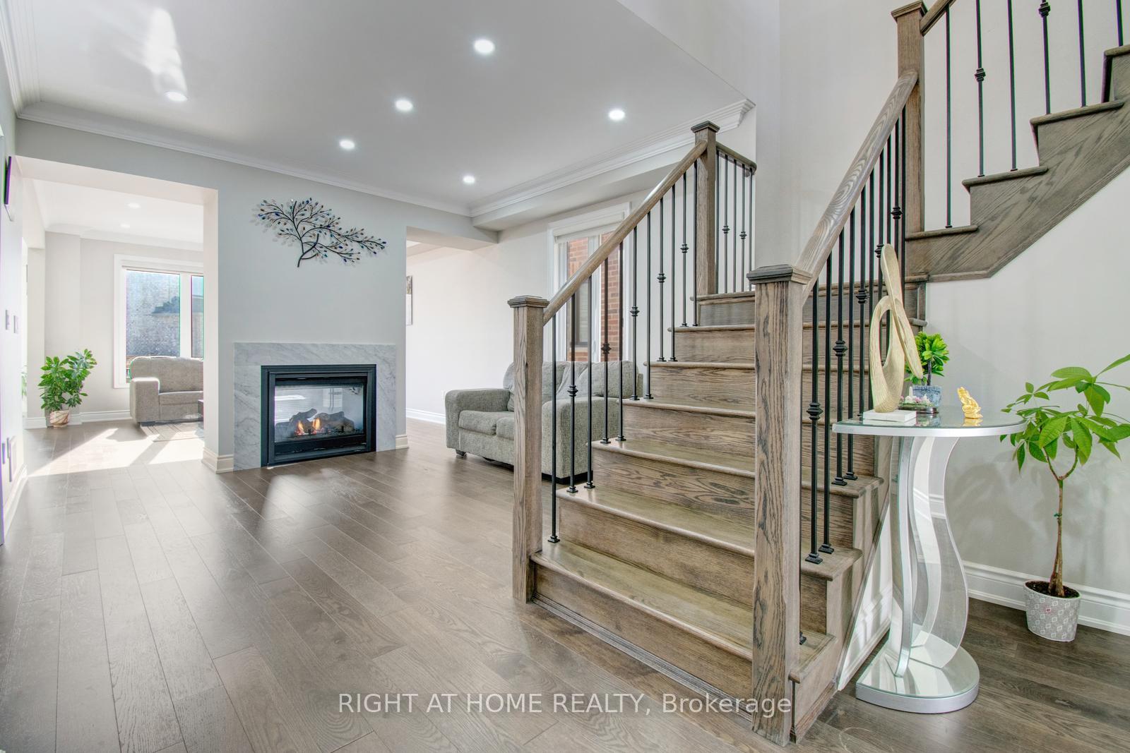 Photo 7 of 18 Twilley Road, Brampton, Brampton West — HOMEH