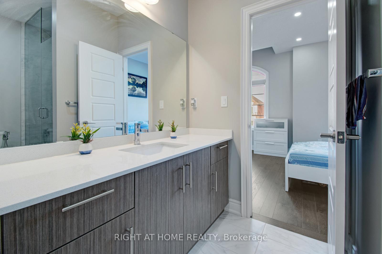 Photo 24 of 18 Twilley Road, Brampton, Brampton West — HOMEH