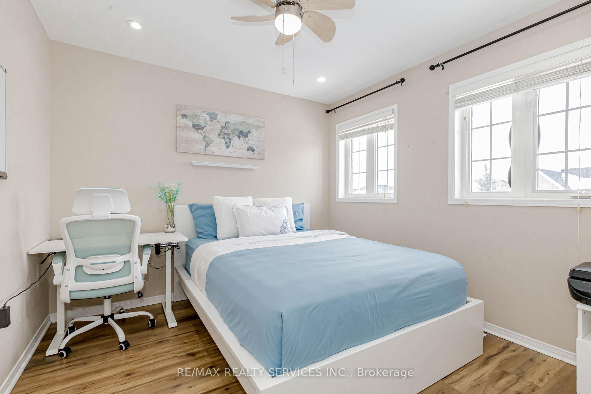 Photo 26 of 47 Oakmeadow Drive, Brampton, Fletcher's Meadow — HOMEH