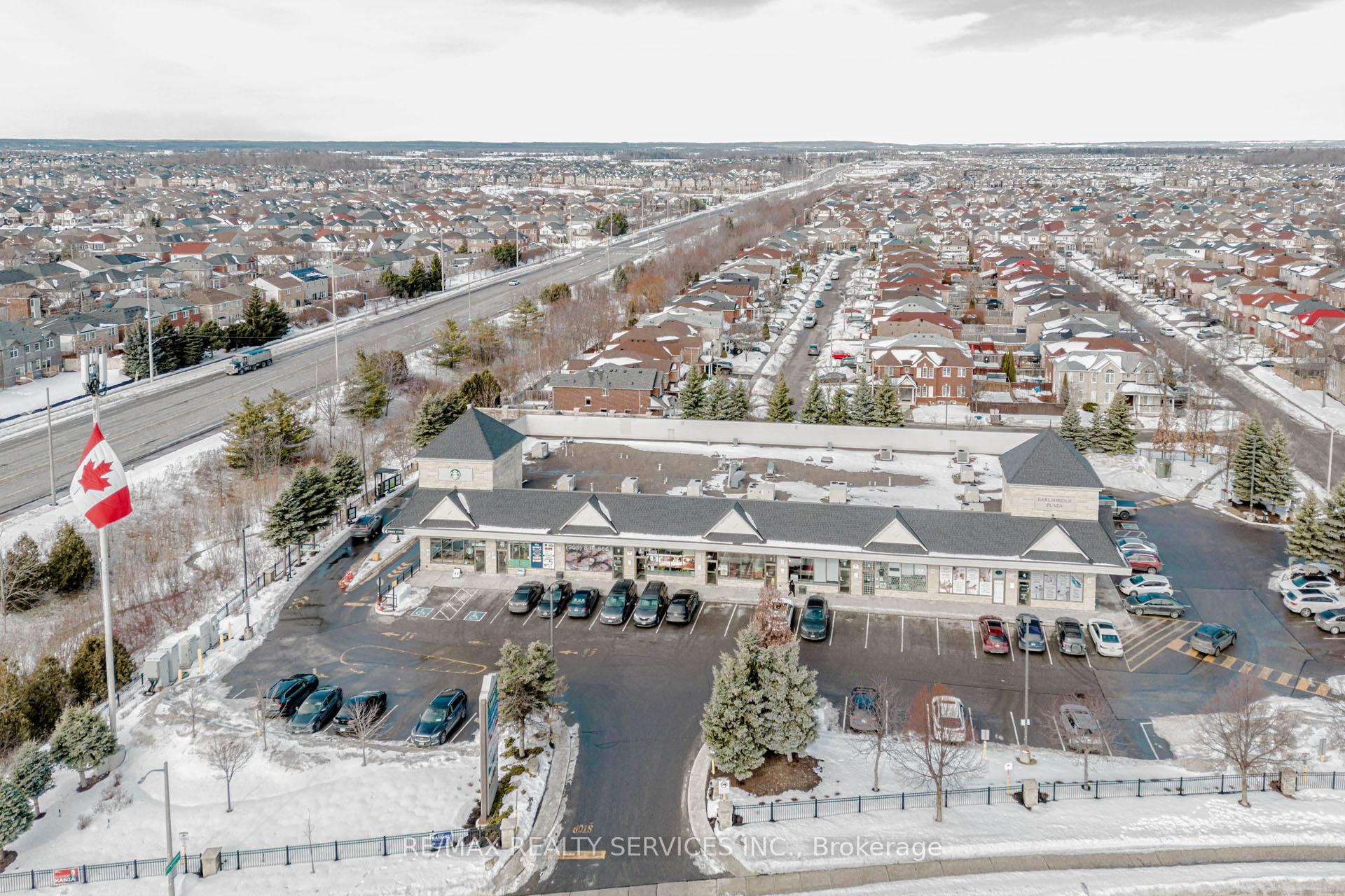 Photo 38 of 47 Oakmeadow Drive, Brampton, Fletcher's Meadow — HOMEH