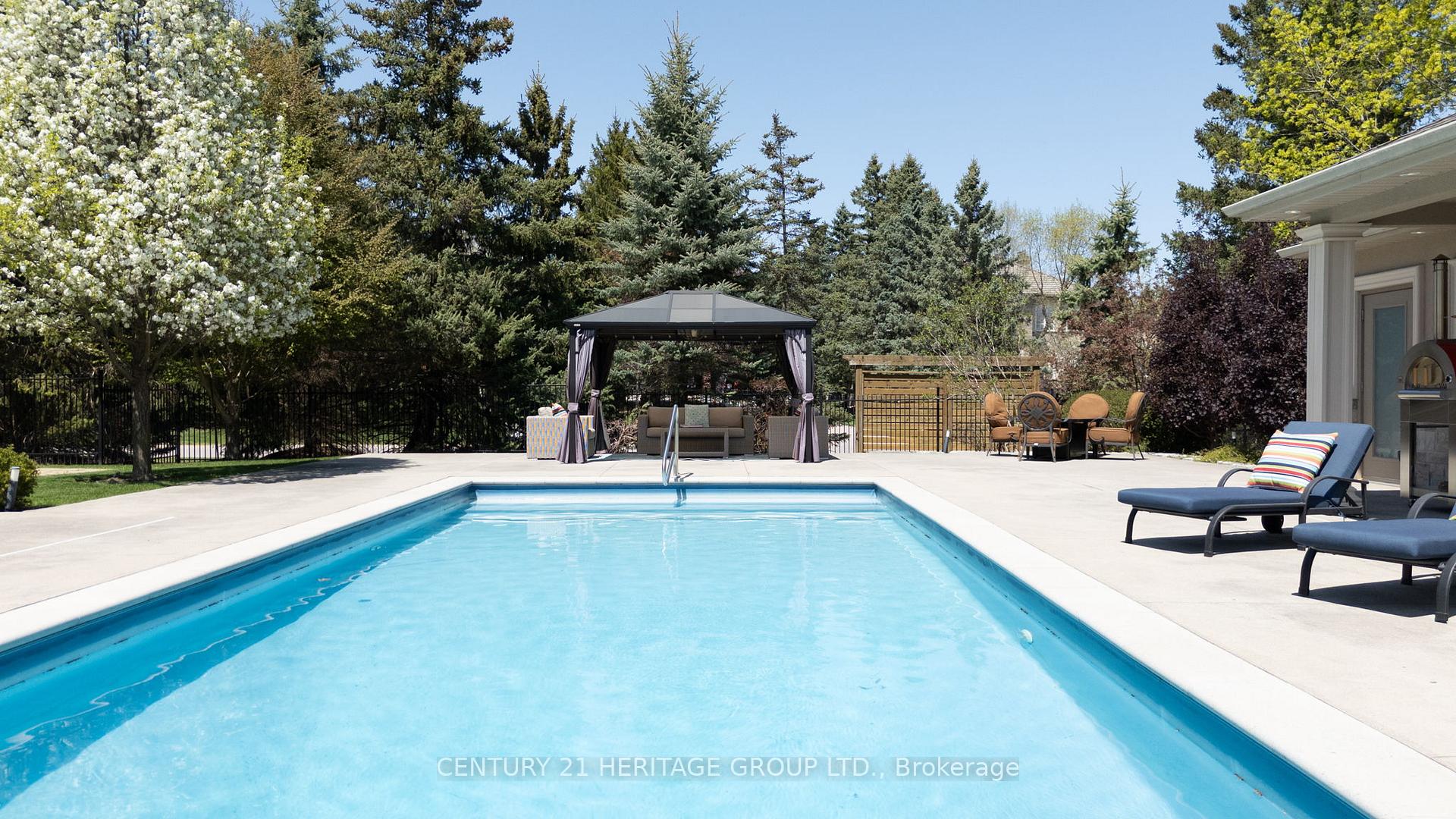 Photo 38 of 3 Curran Court, King, King City — HOMEH