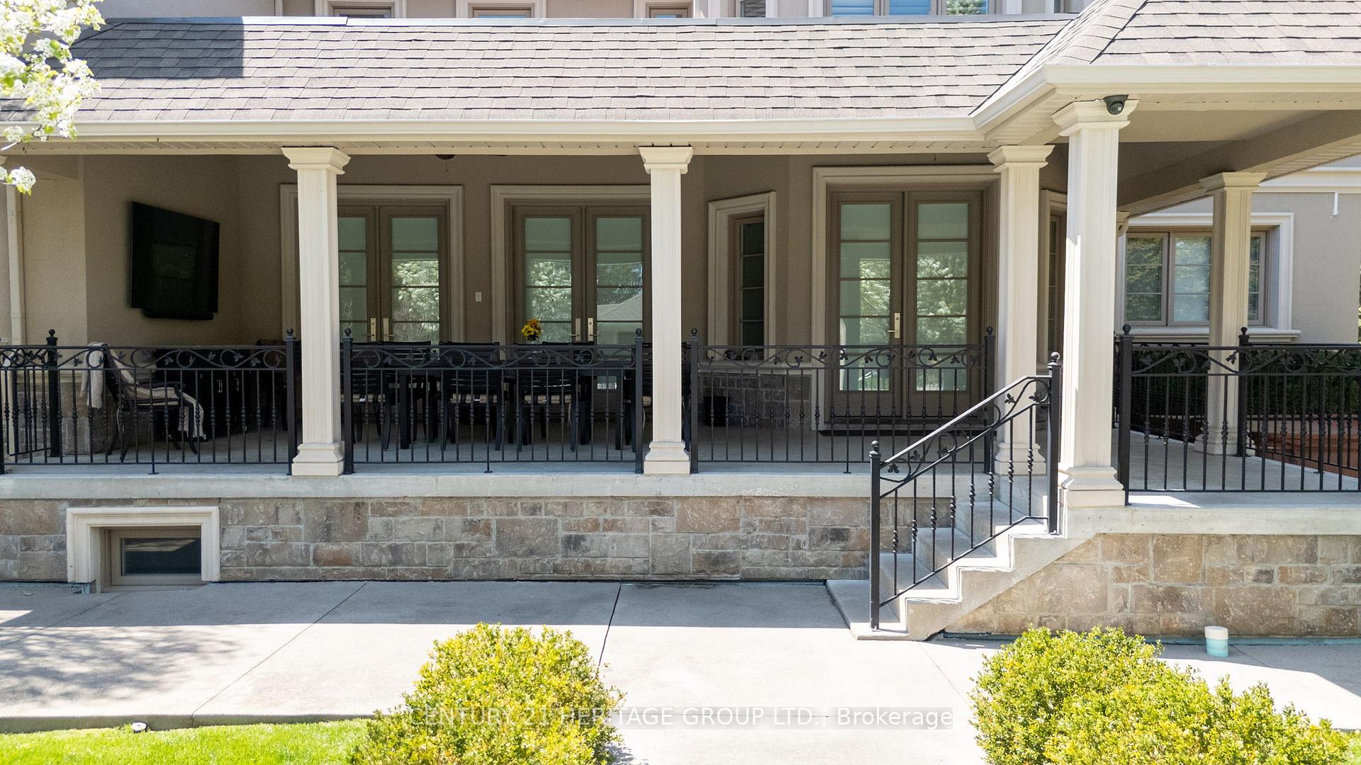 Photo 37 of 3 Curran Court, King, King City — HOMEH