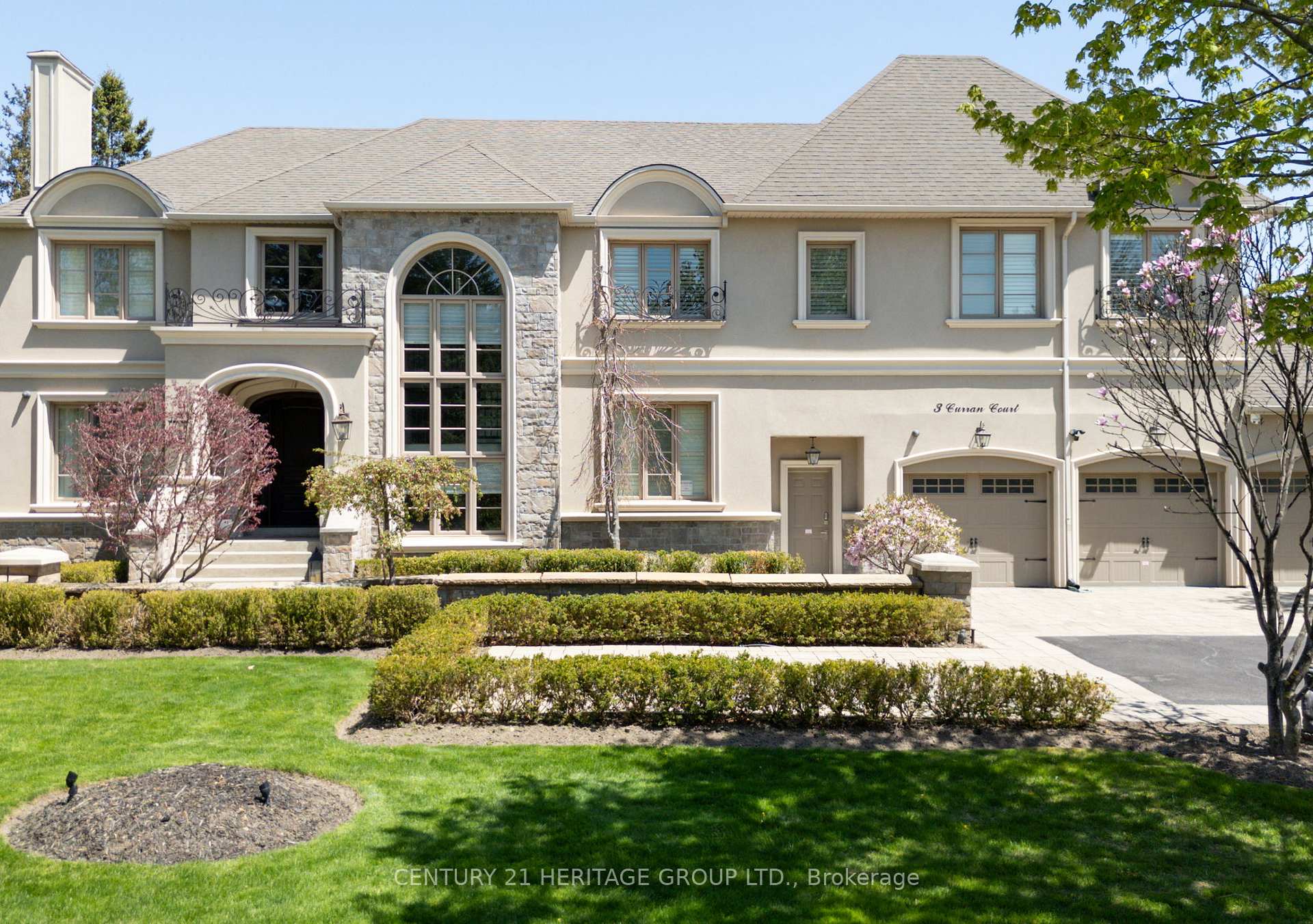 Photo 40 of 3 Curran Court, King, King City — HOMEH