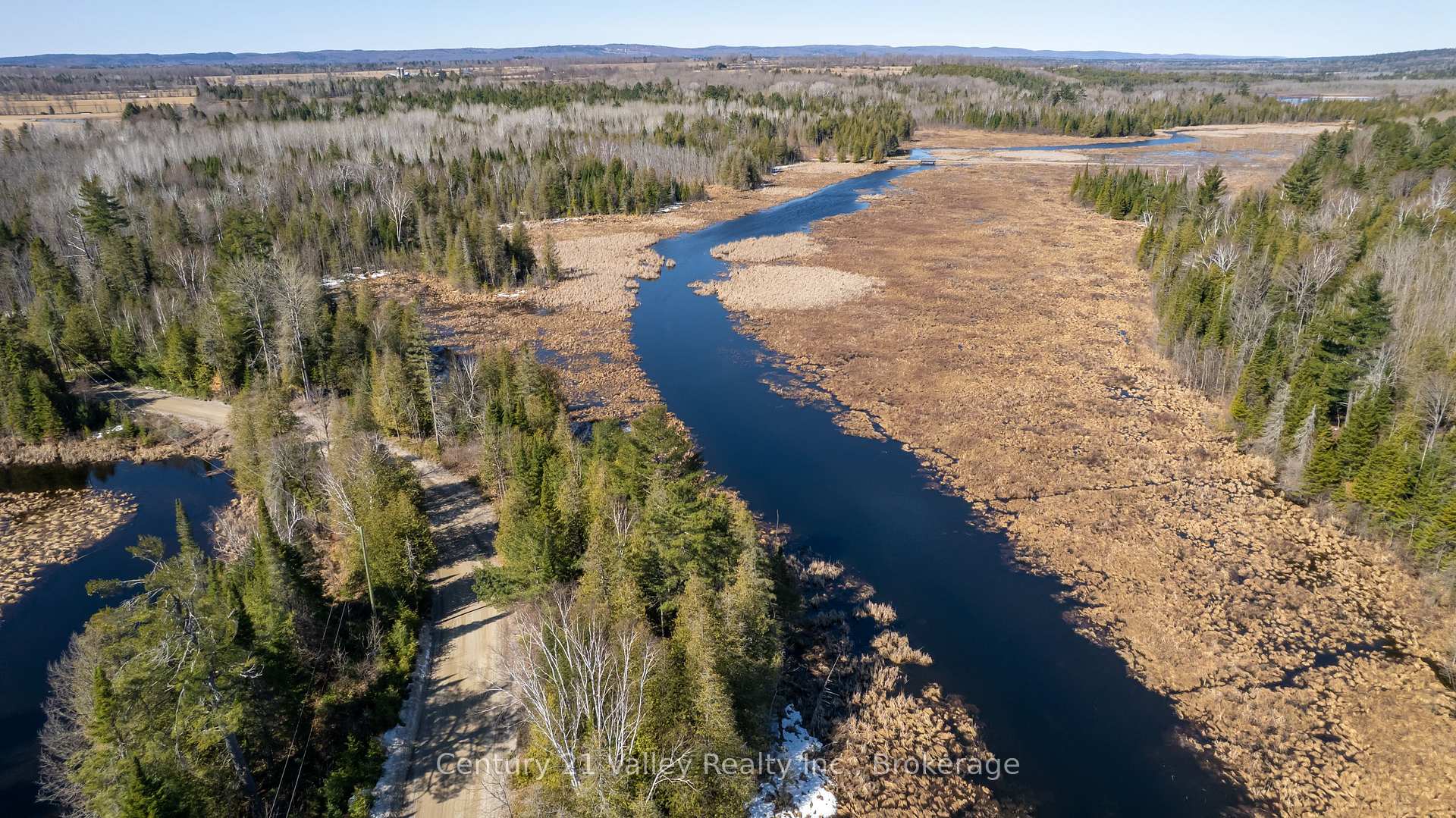 Photo 2 of 01 Ashdad Road E, Greater Madawaska — HOMEH