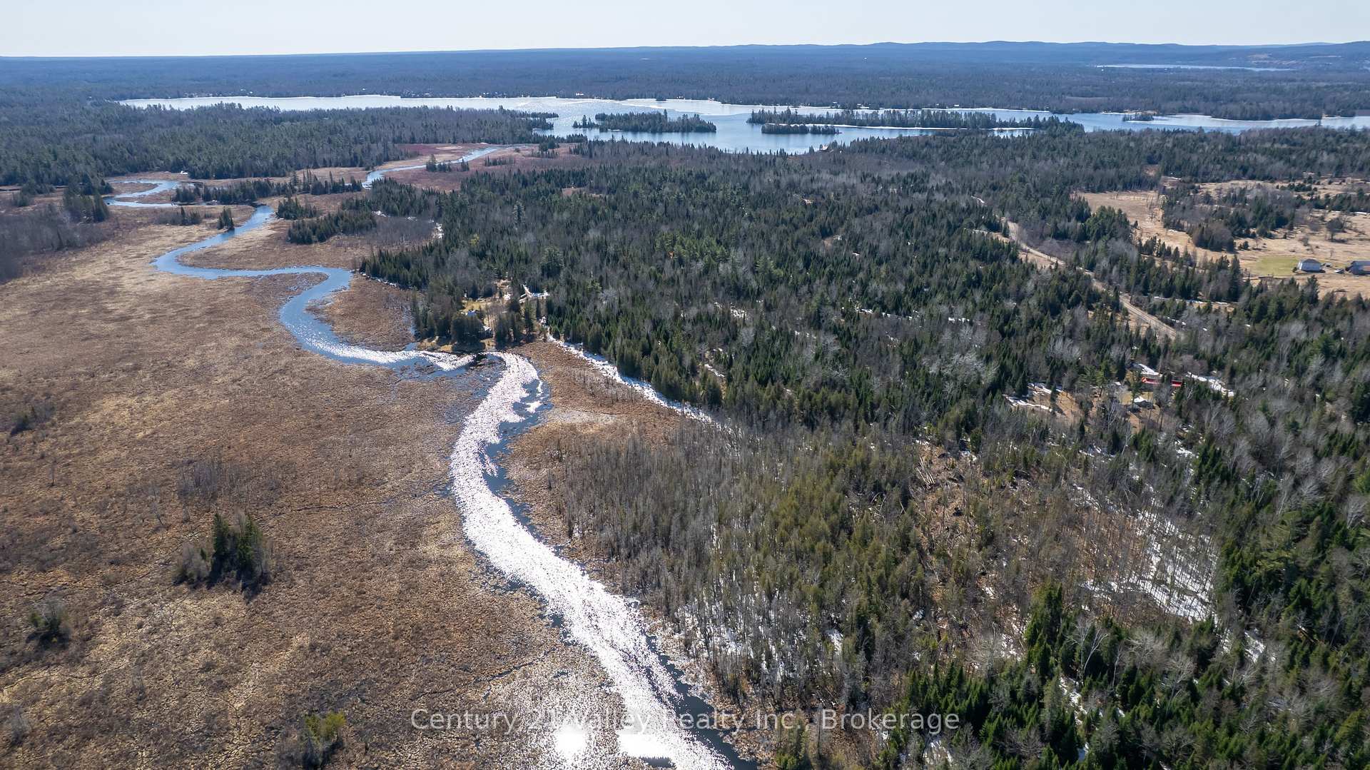 Photo 16 of 01 Ashdad Road E, Greater Madawaska — HOMEH