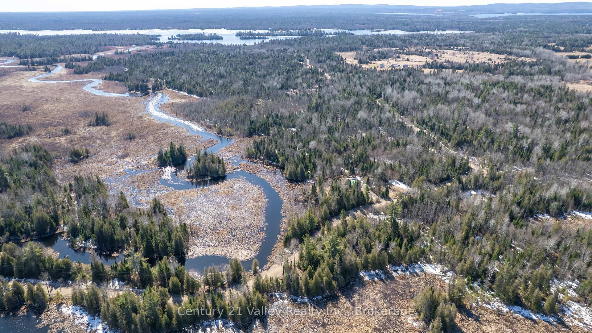 Photo 11 of 01 Ashdad Road E, Greater Madawaska — HOMEH