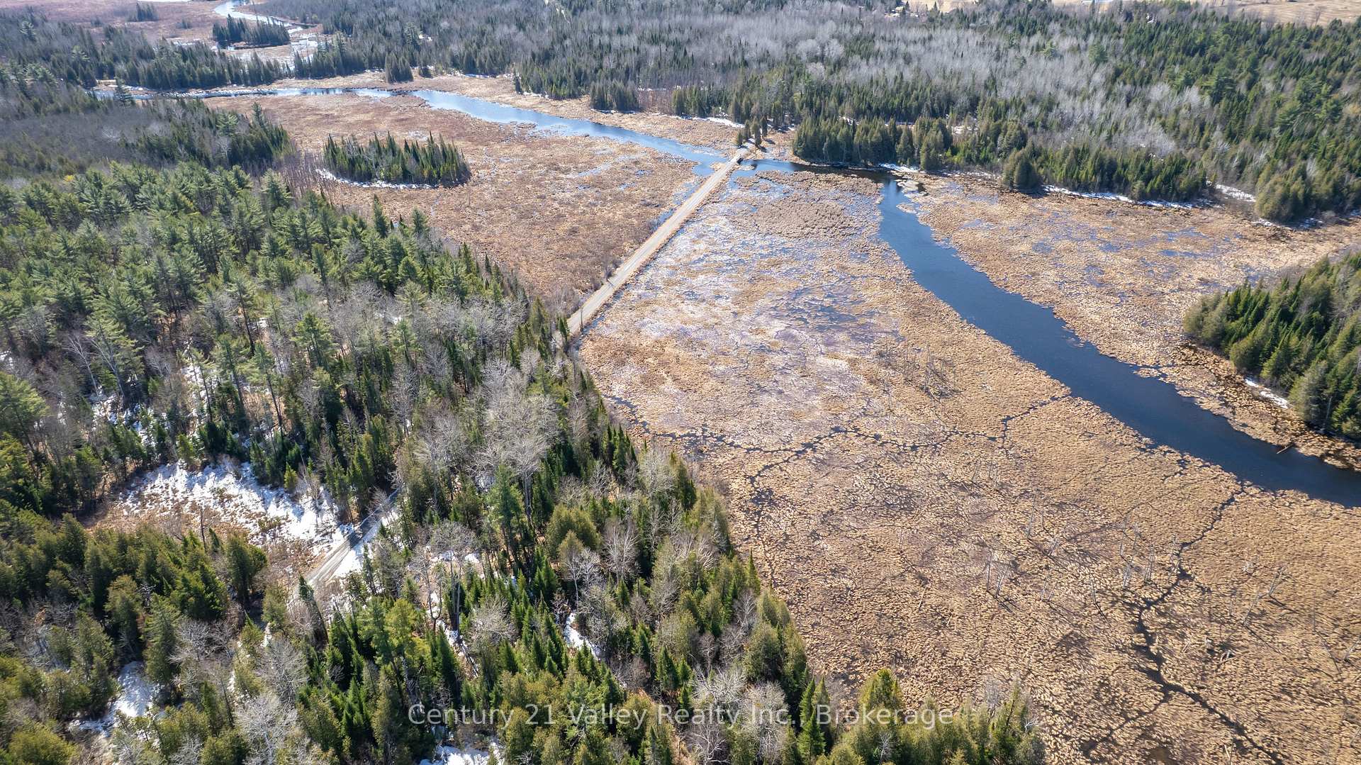 Photo 20 of 01 Ashdad Road E, Greater Madawaska — HOMEH