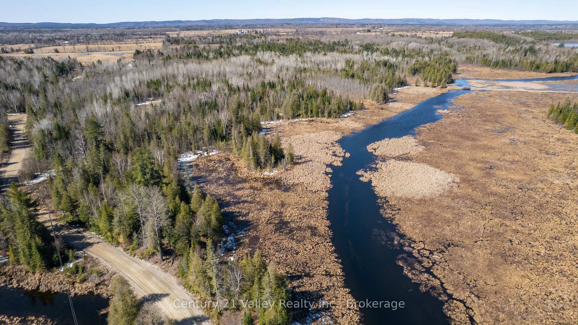 Photo 32 of 01 Ashdad Road E, Greater Madawaska — HOMEH