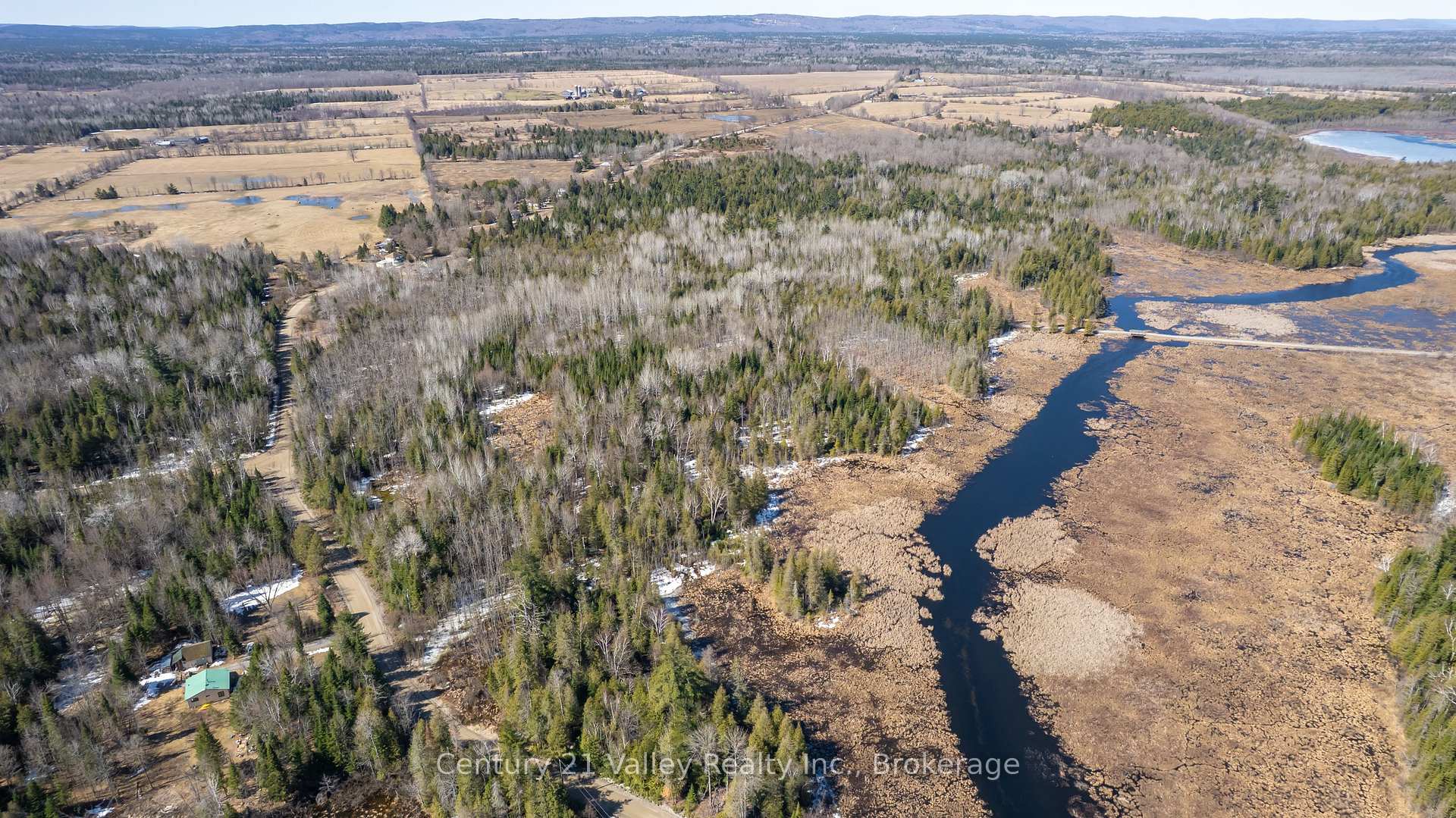 Photo 33 of 01 Ashdad Road E, Greater Madawaska — HOMEH