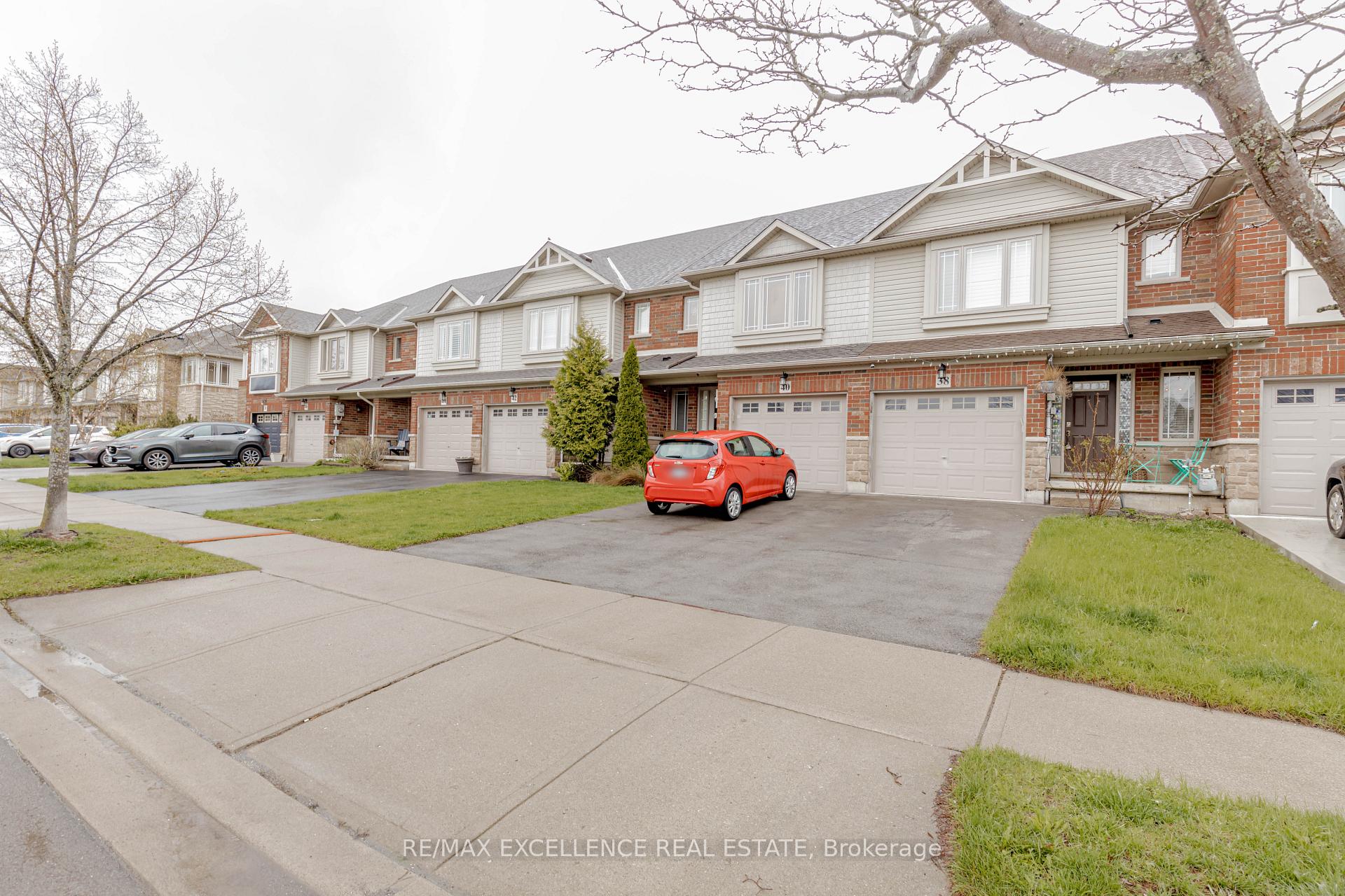 Photo 4 of 38 Magnificent Way, Hamilton, Binbrook — HOMEH