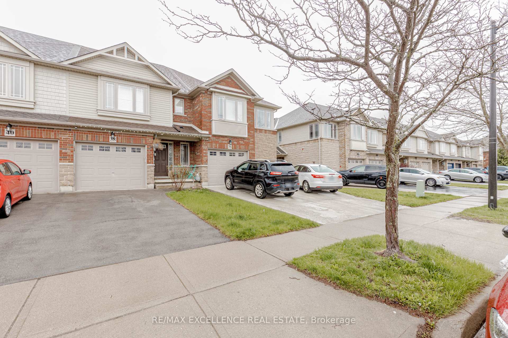 Photo 3 of 38 Magnificent Way, Hamilton, Binbrook — HOMEH