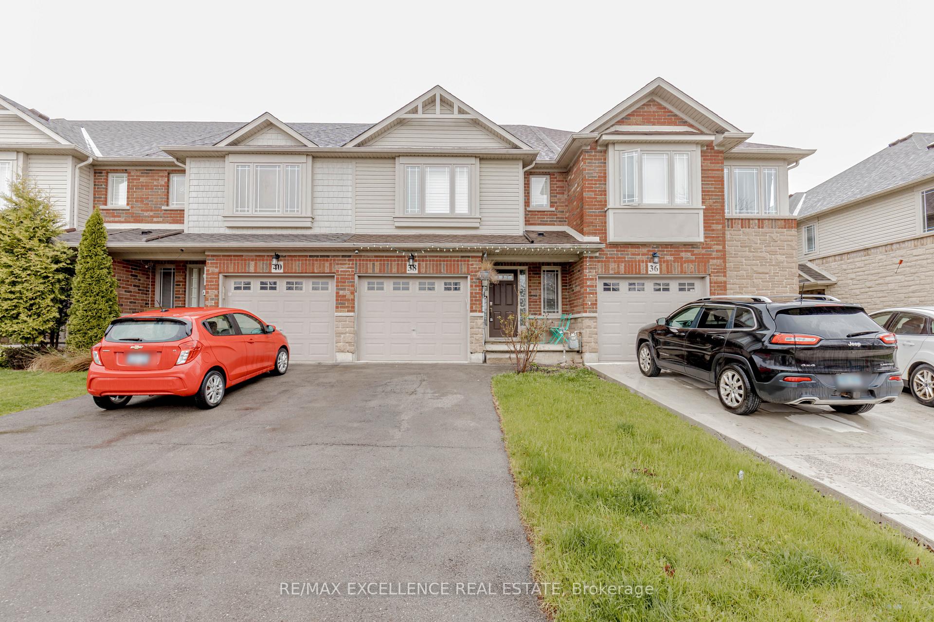 Photo 2 of 38 Magnificent Way, Hamilton, Binbrook — HOMEH