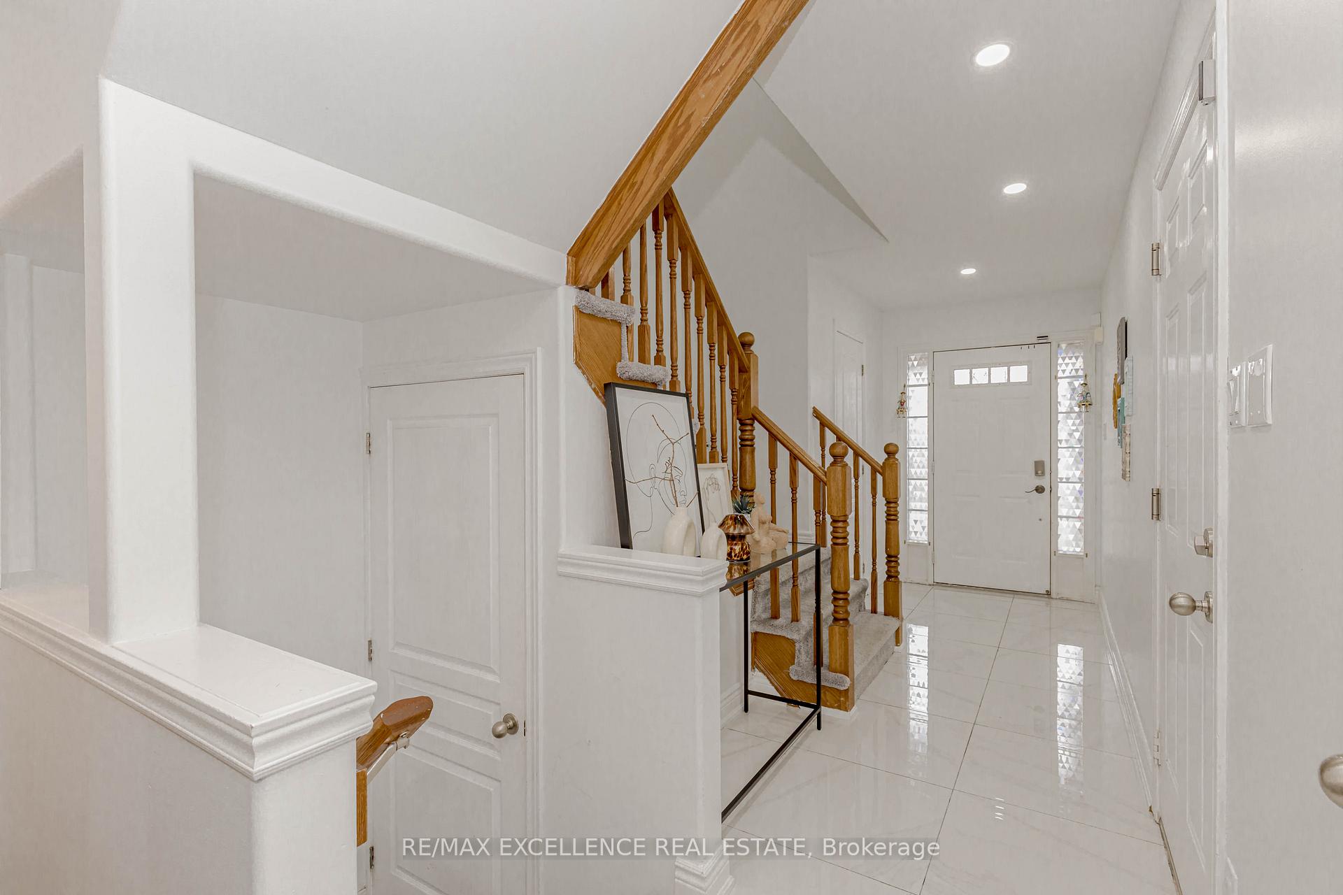 Photo 7 of 38 Magnificent Way, Hamilton, Binbrook — HOMEH