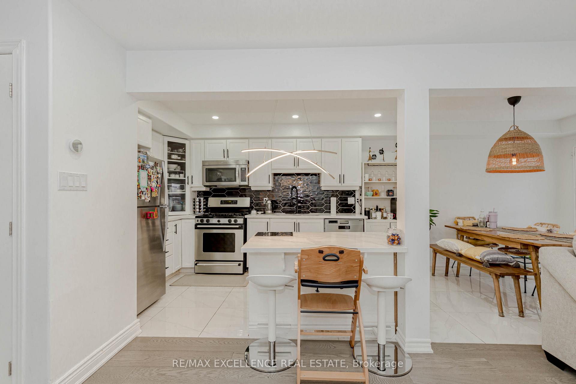 Photo 17 of 38 Magnificent Way, Hamilton, Binbrook — HOMEH