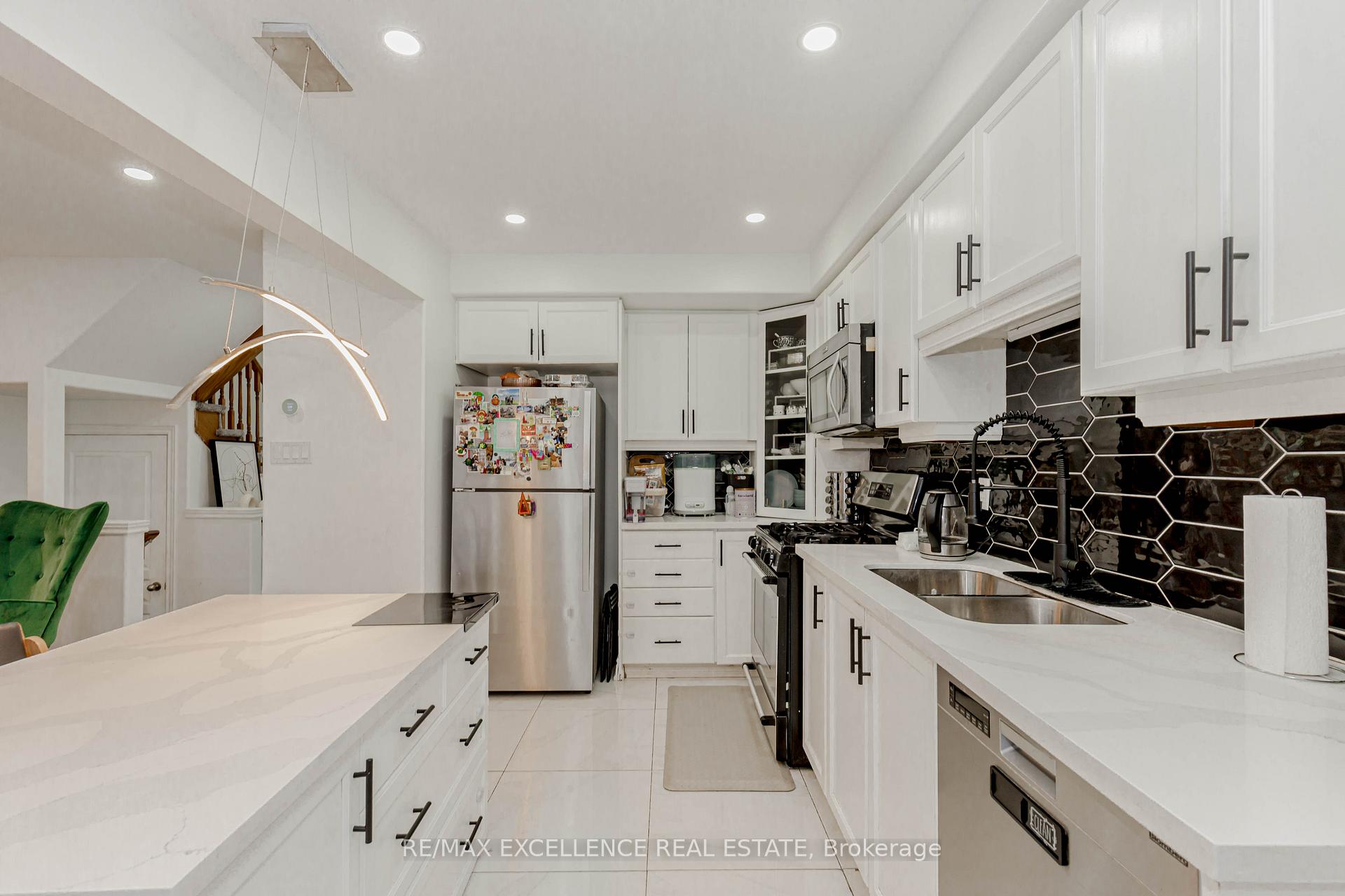 Photo 26 of 38 Magnificent Way, Hamilton, Binbrook — HOMEH
