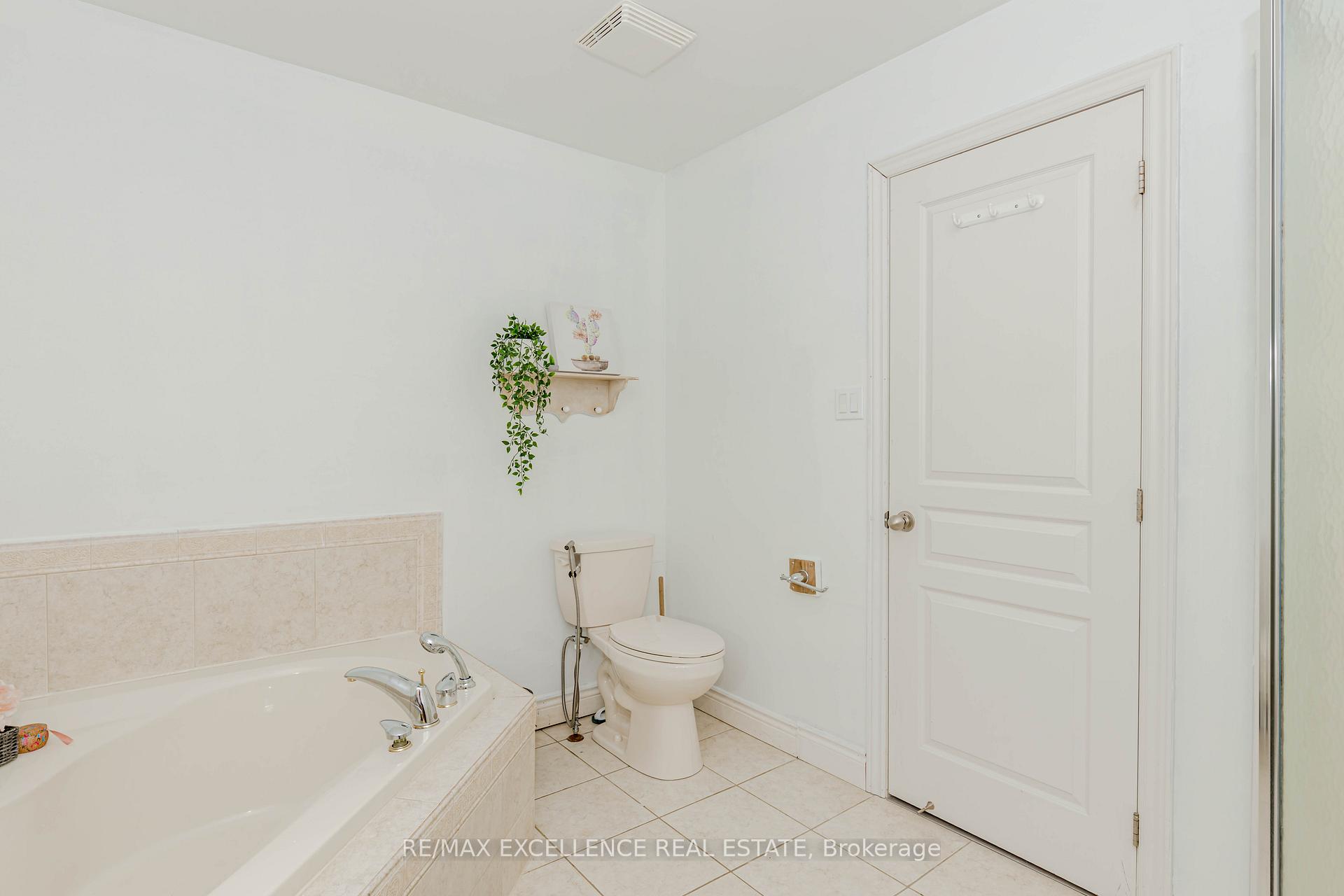 Photo 37 of 38 Magnificent Way, Hamilton, Binbrook — HOMEH