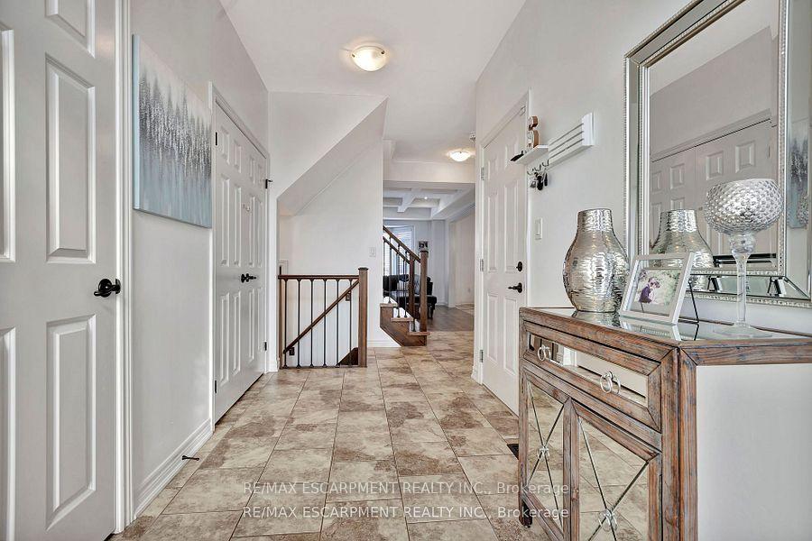 Photo 5 of 158 Greti Drive, Hamilton, Rural Glanbrook — HOMEH