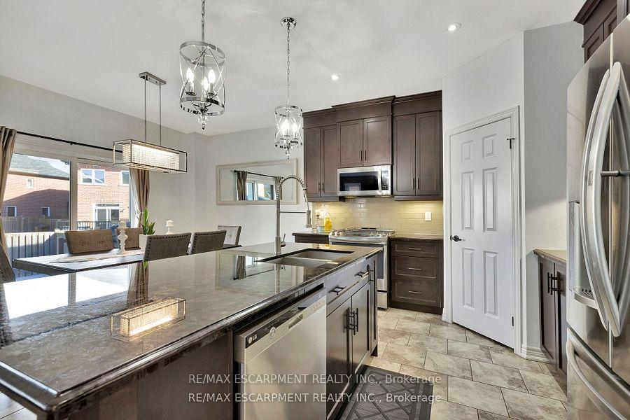 Photo 13 of 158 Greti Drive, Hamilton, Rural Glanbrook — HOMEH
