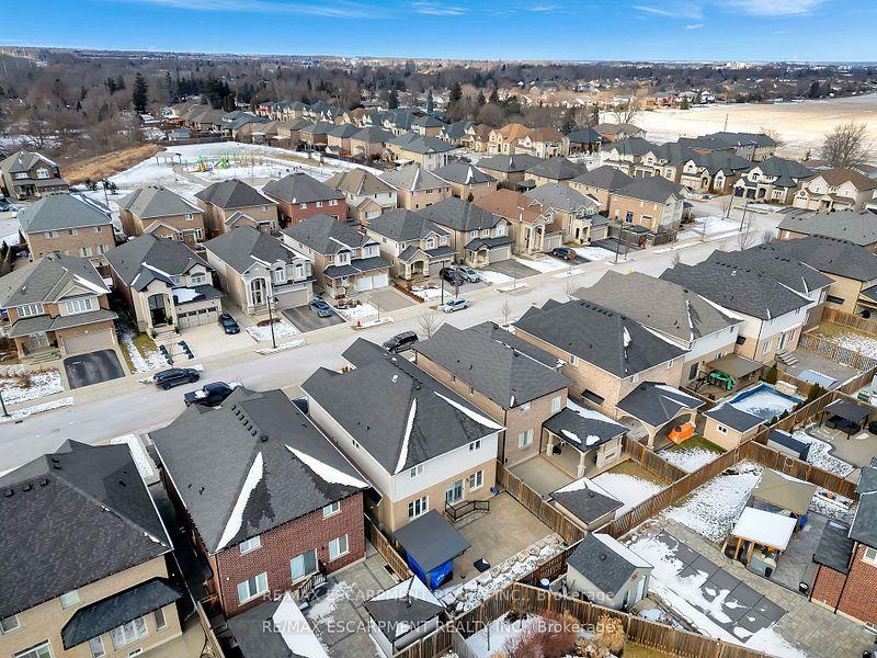 Photo 32 of 158 Greti Drive, Hamilton, Rural Glanbrook — HOMEH