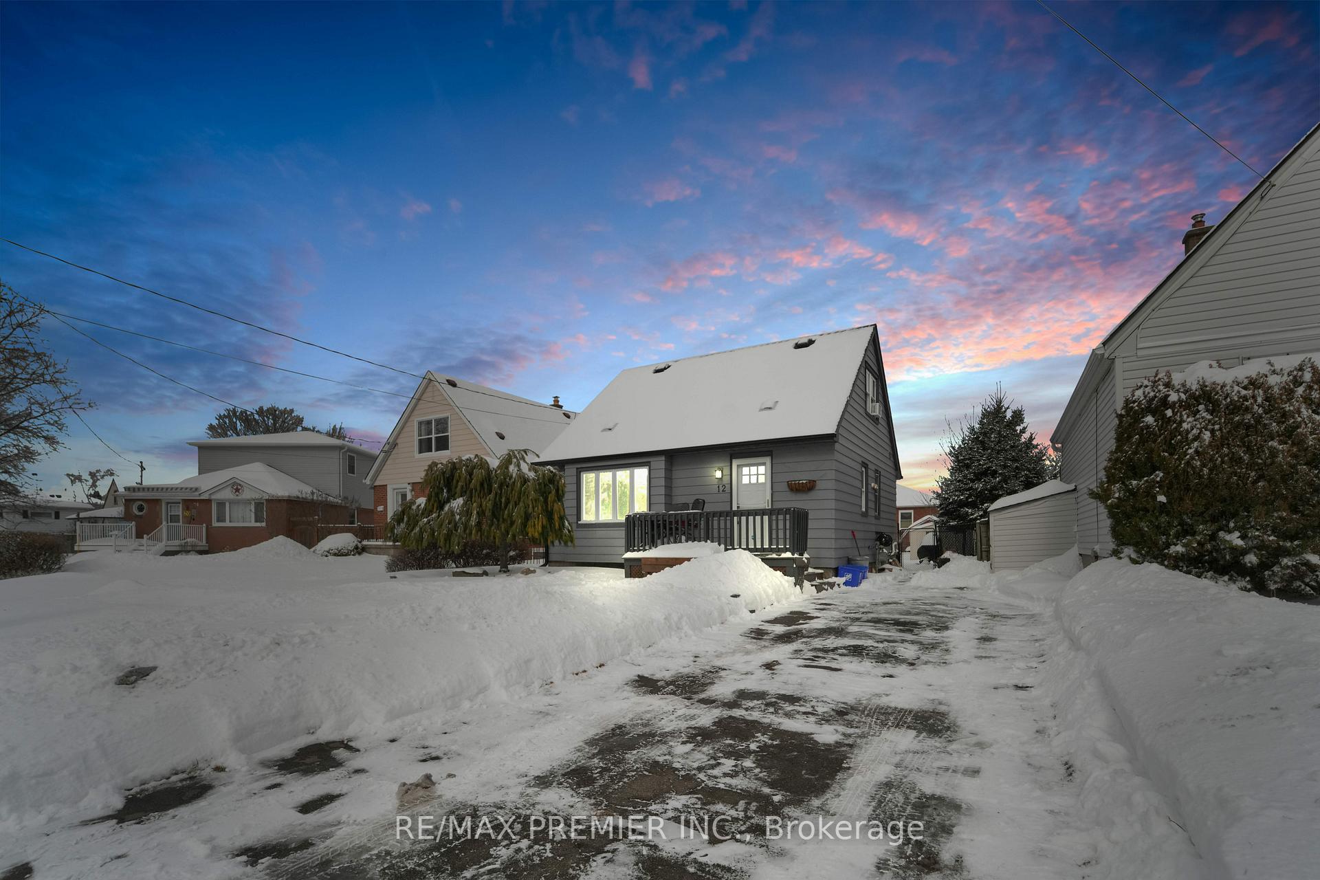 Photo 2 of 12 Burns Place, Hamilton, Raleigh — HOMEH