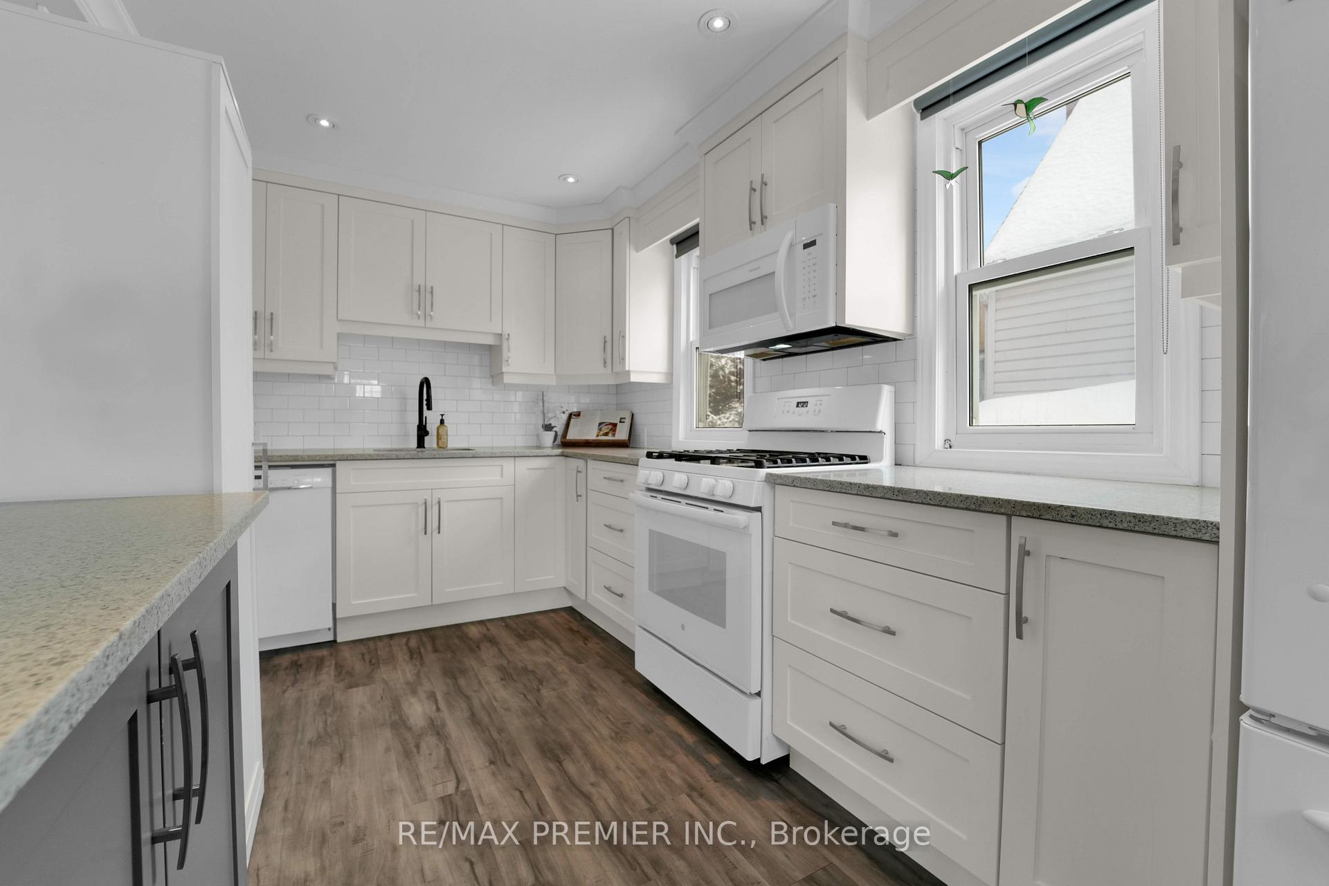 Photo 15 of 12 Burns Place, Hamilton, Raleigh — HOMEH