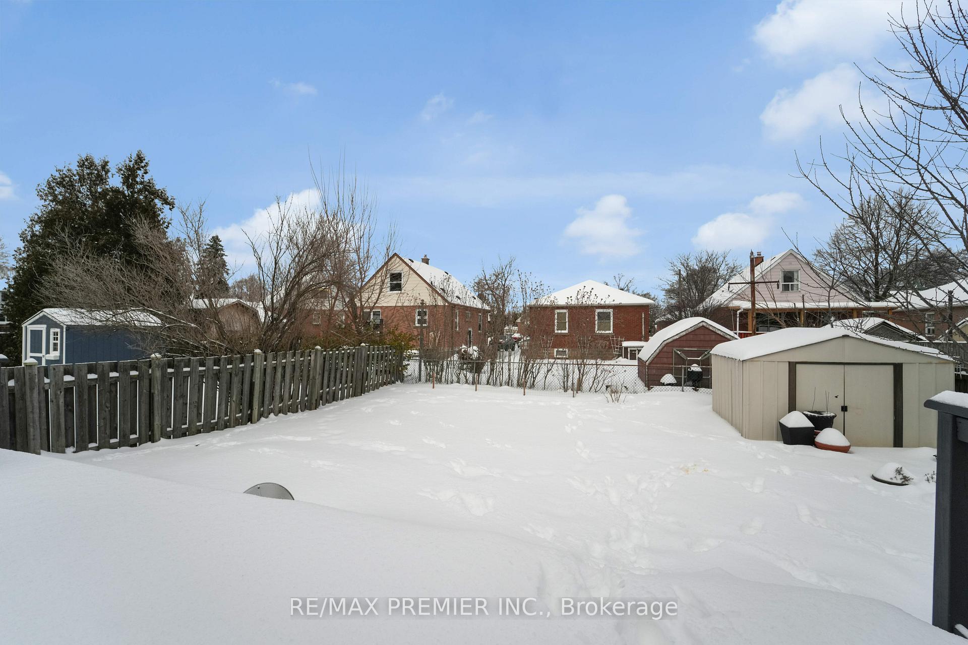 Photo 35 of 12 Burns Place, Hamilton, Raleigh — HOMEH