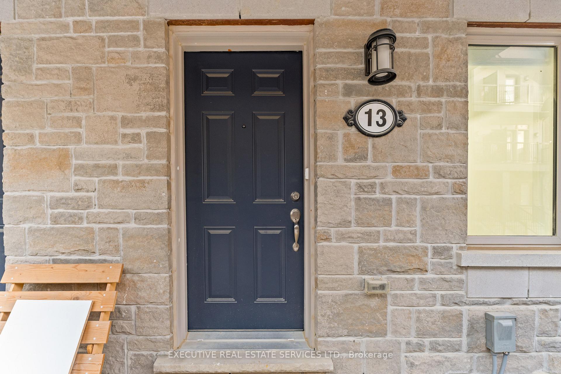 Photo 15 of 13 Ormand Terrace, Caledon, Rural Caledon — HOMEH