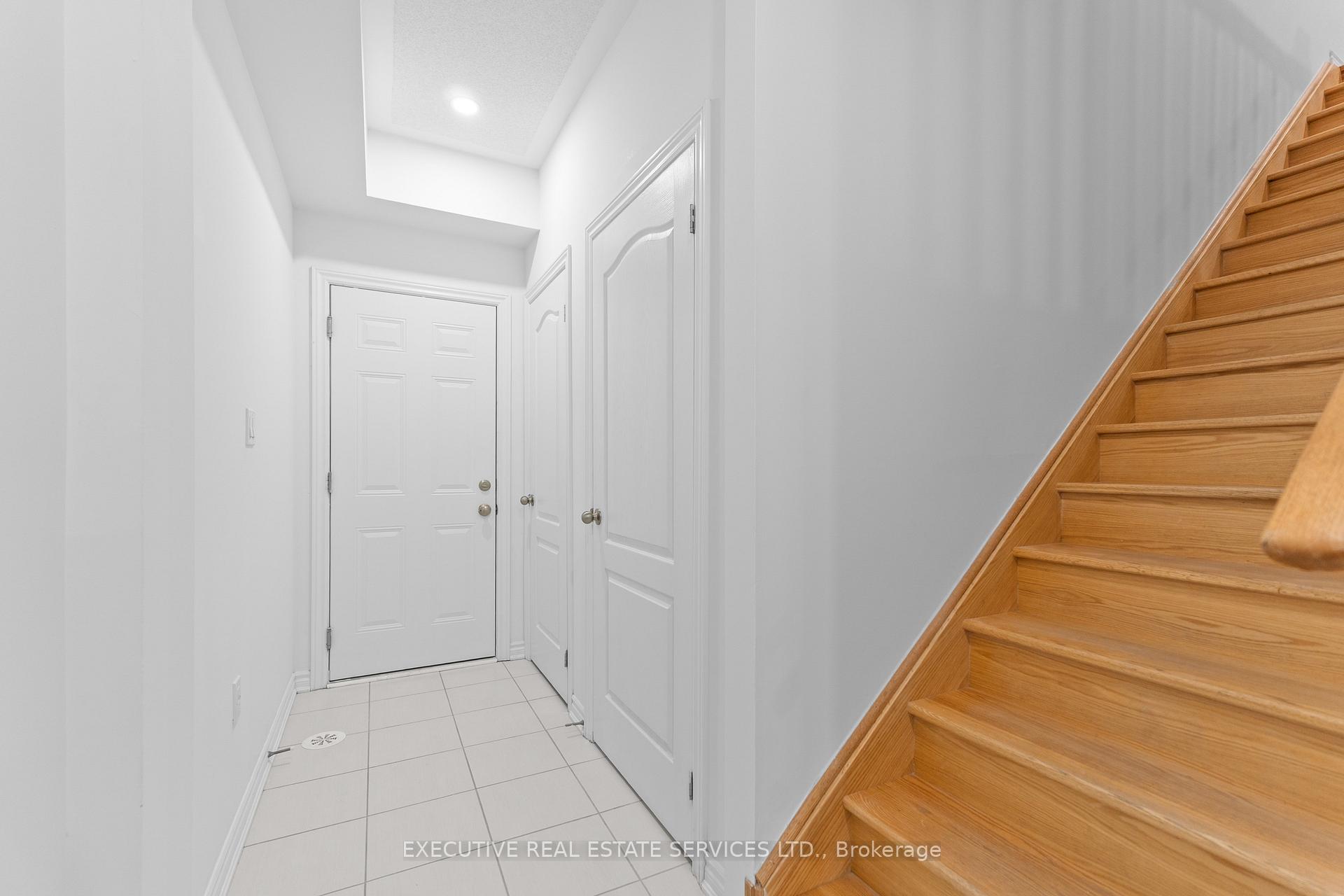 Photo 14 of 13 Ormand Terrace, Caledon, Rural Caledon — HOMEH