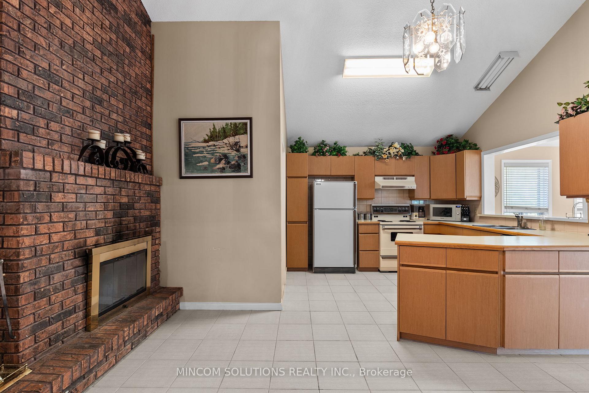 Photo 3 of 2253 Tiny Beaches Road S, Tiny, Rural Tiny — HOMEH