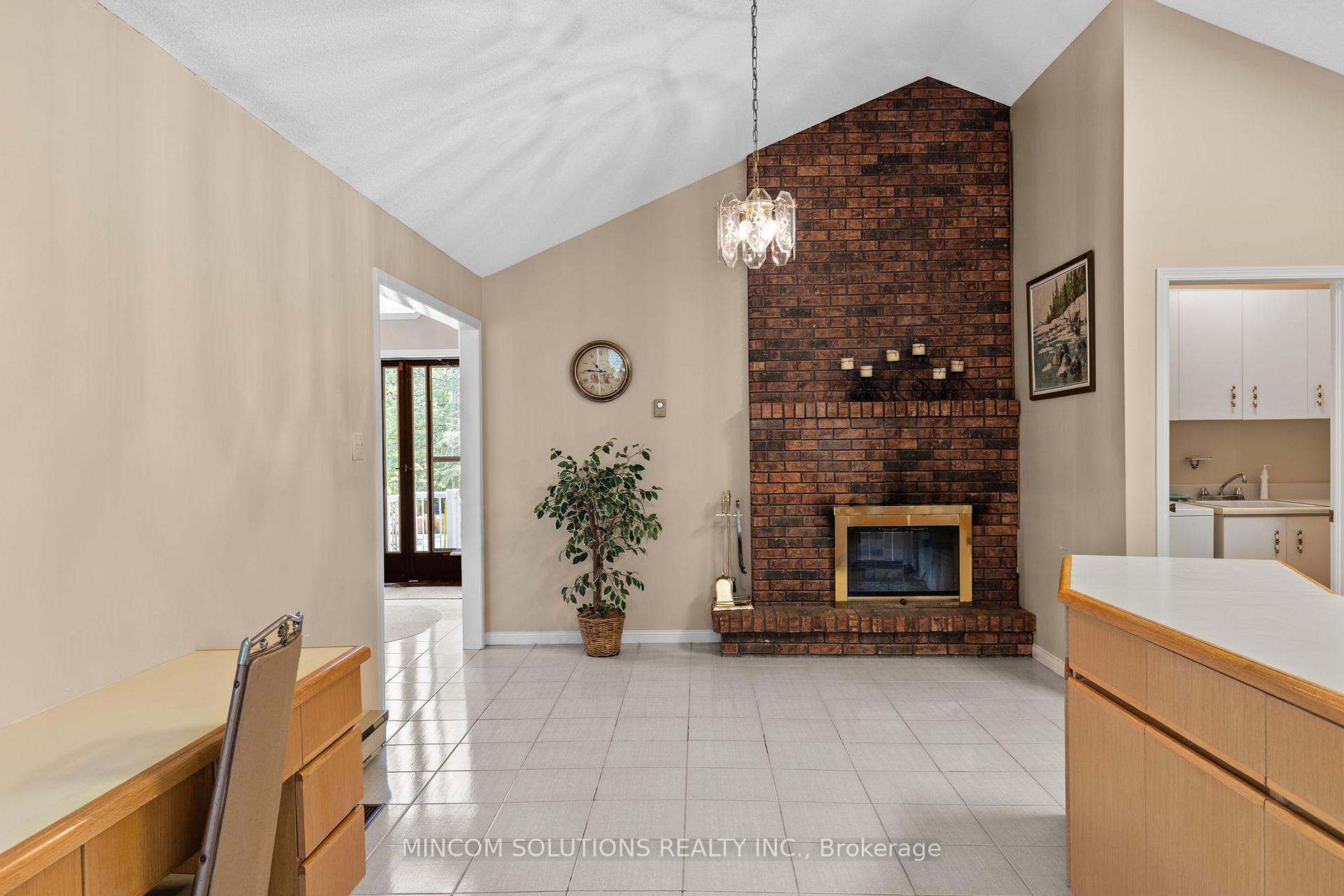 Photo 6 of 2253 Tiny Beaches Road S, Tiny, Rural Tiny — HOMEH